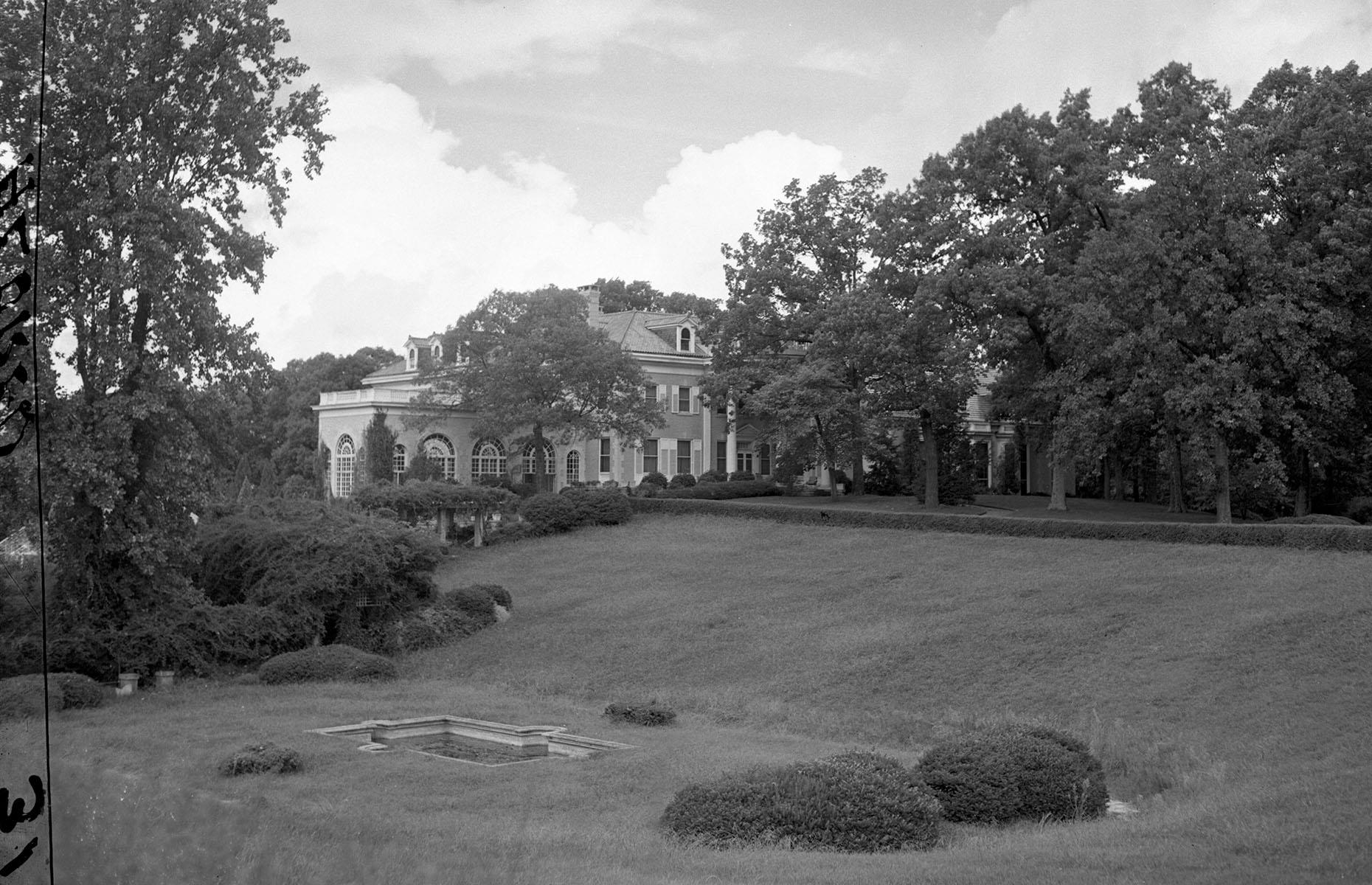 Murder at the mansion