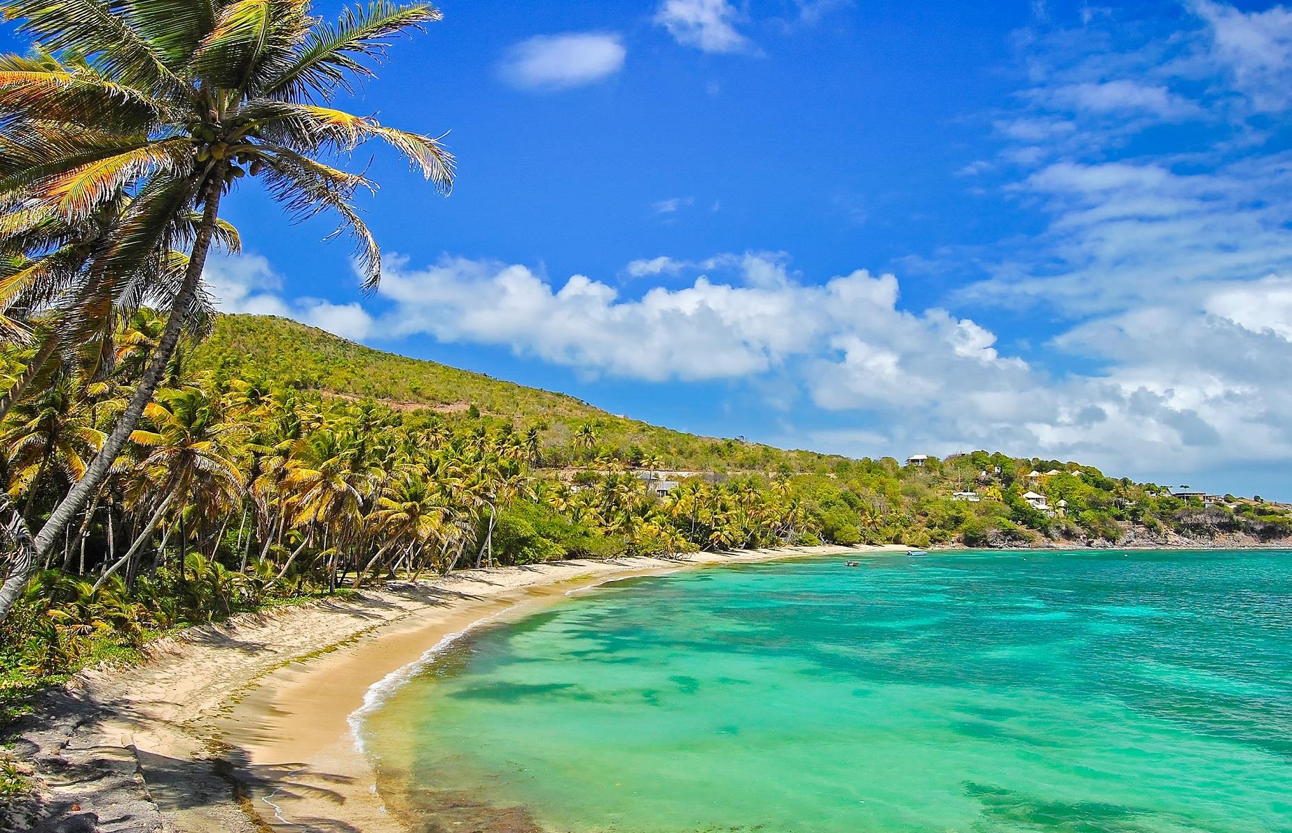 10 islands. Бекия. Images Redish of Caribbean Islands.