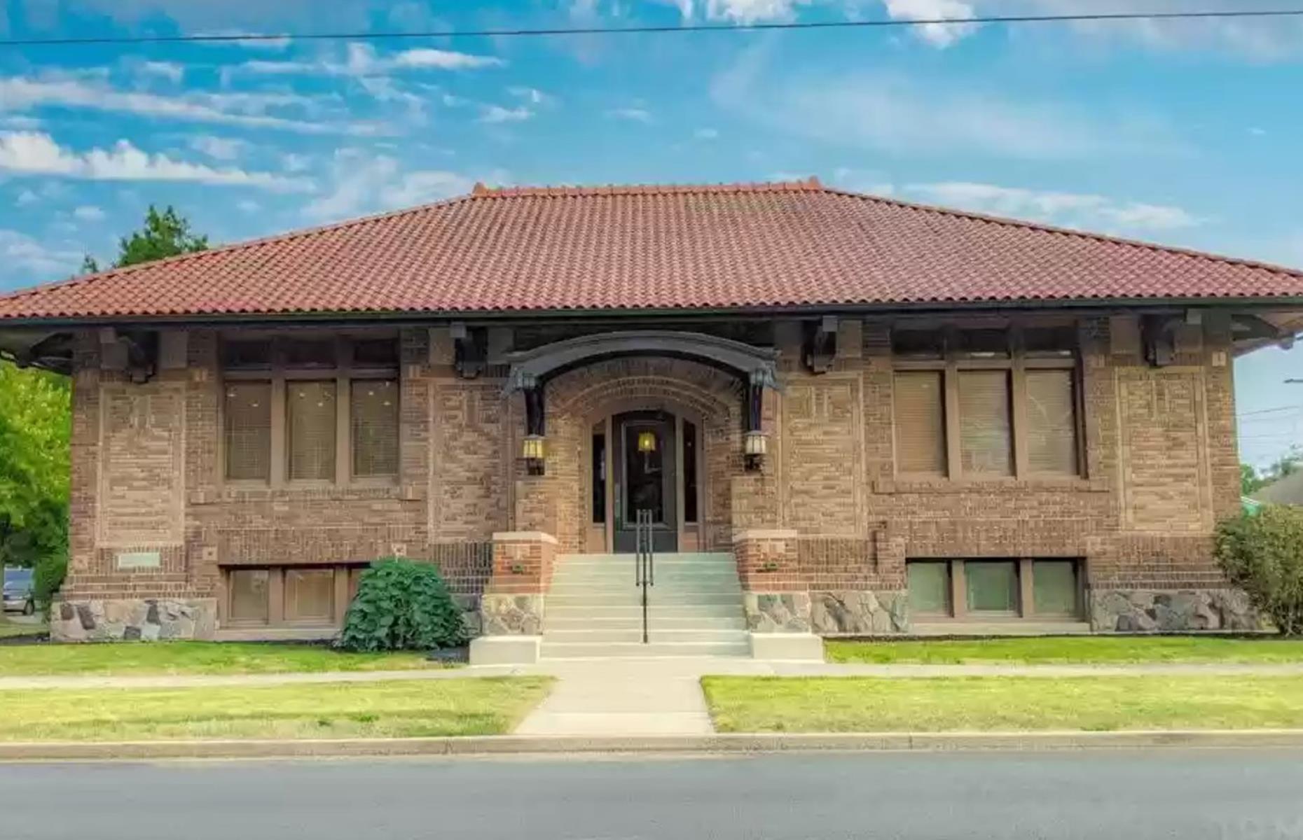 Amazing abandoned property for sale
