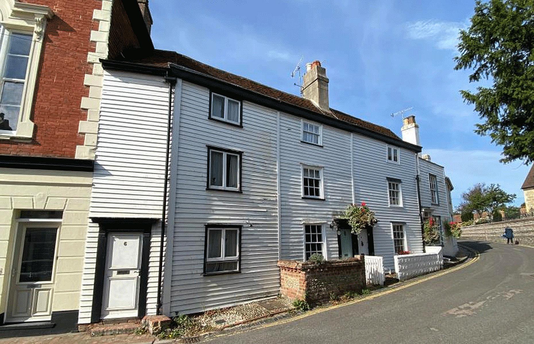 Promising properties up for auction in the UK, from £250 reserve