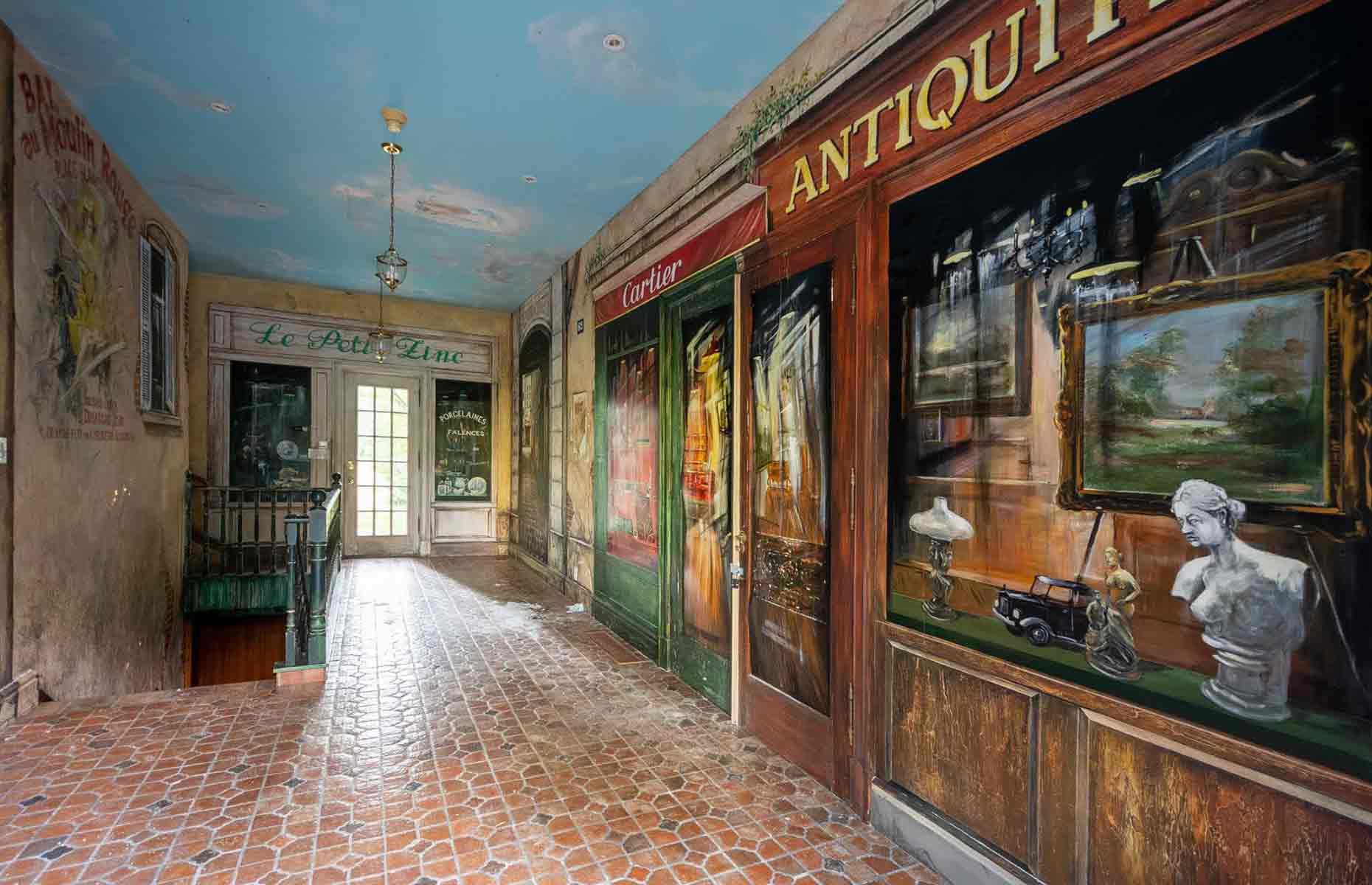 Shopfront murals