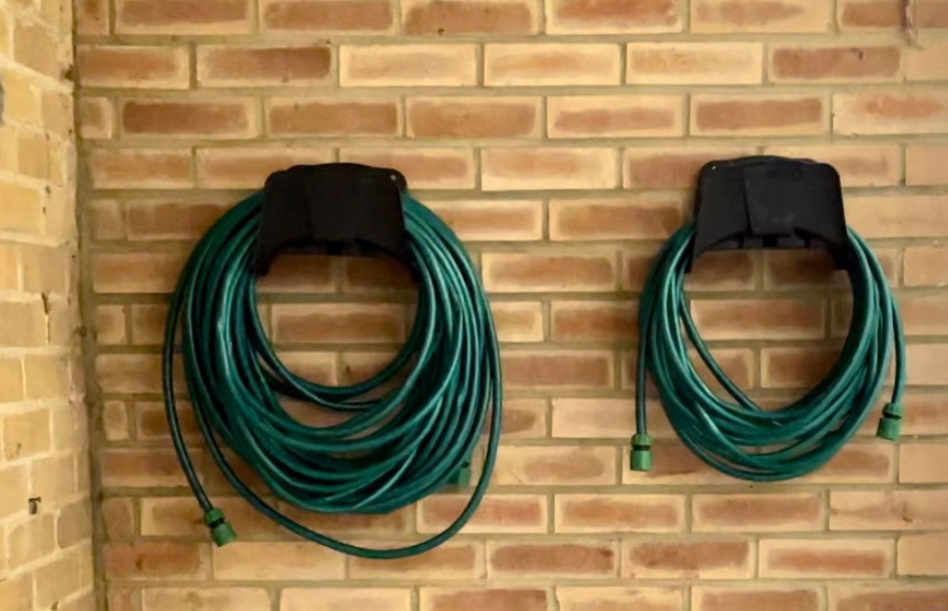 Untangle hose pipes
