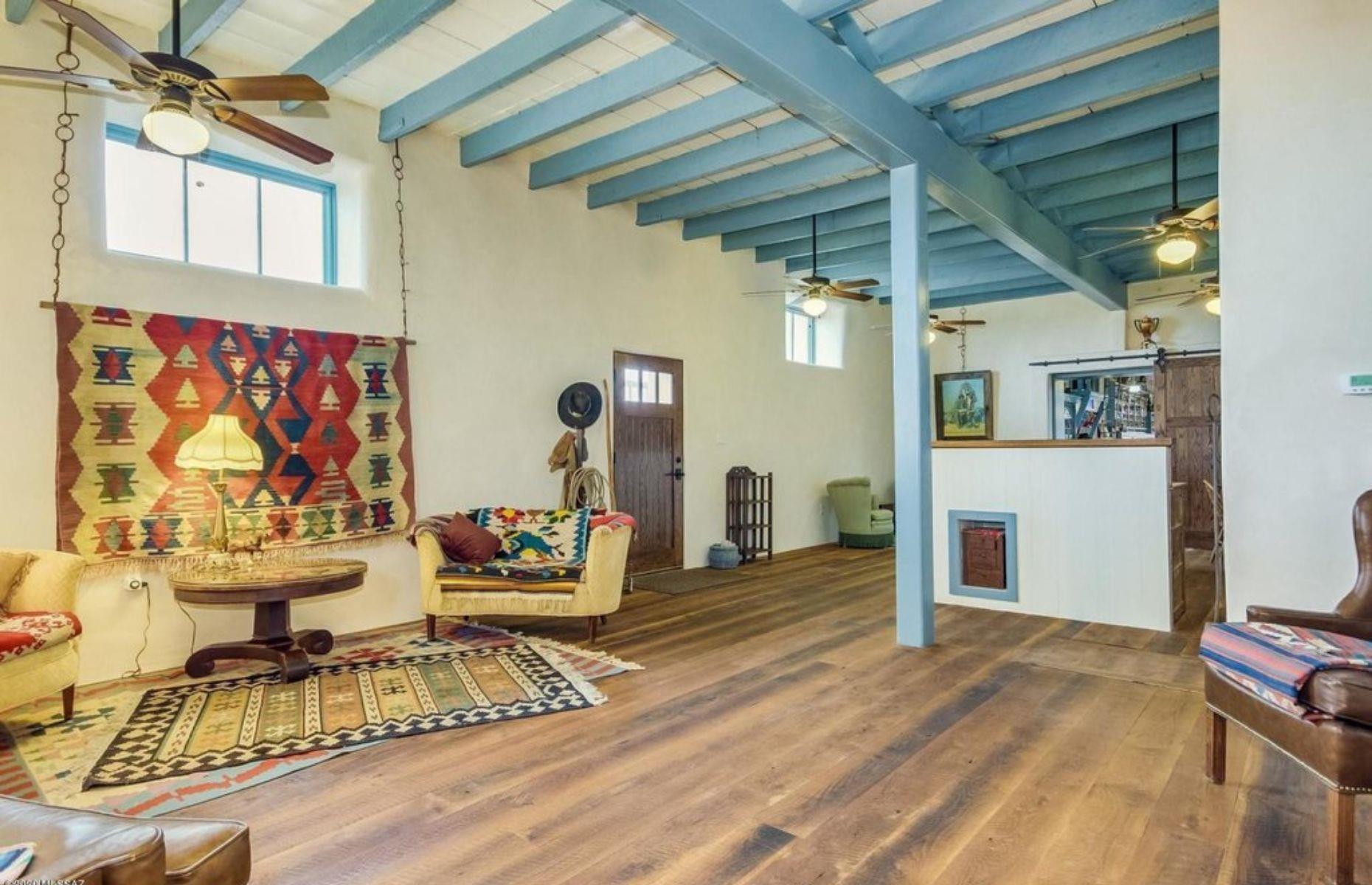Pearce, Arizona, USA: $944,000