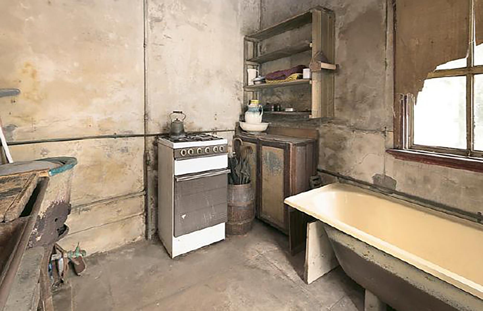 Untouched worker's cottage, New South Wales, Australia