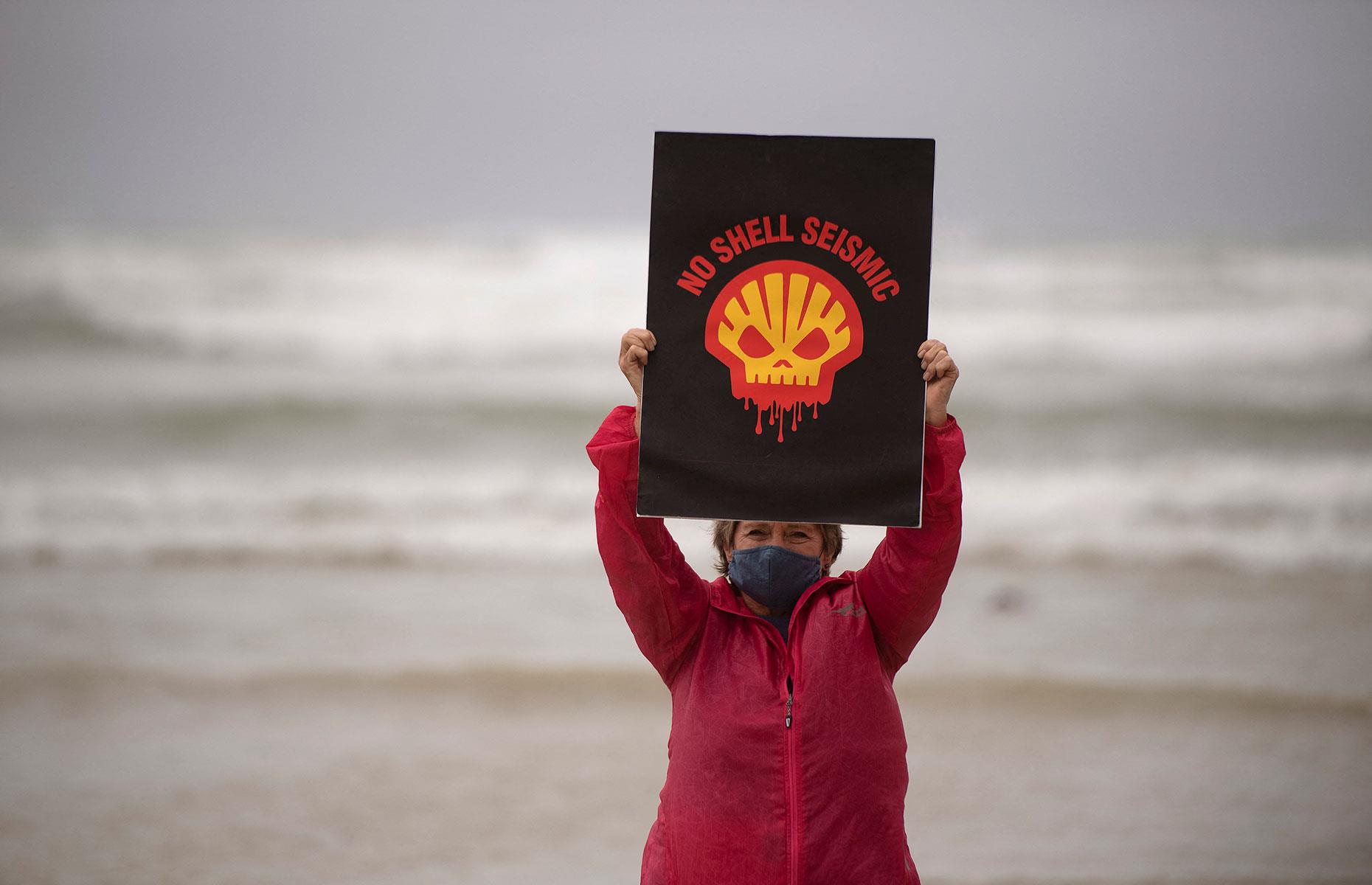 South Africa bans Shell from oil and gas exploration