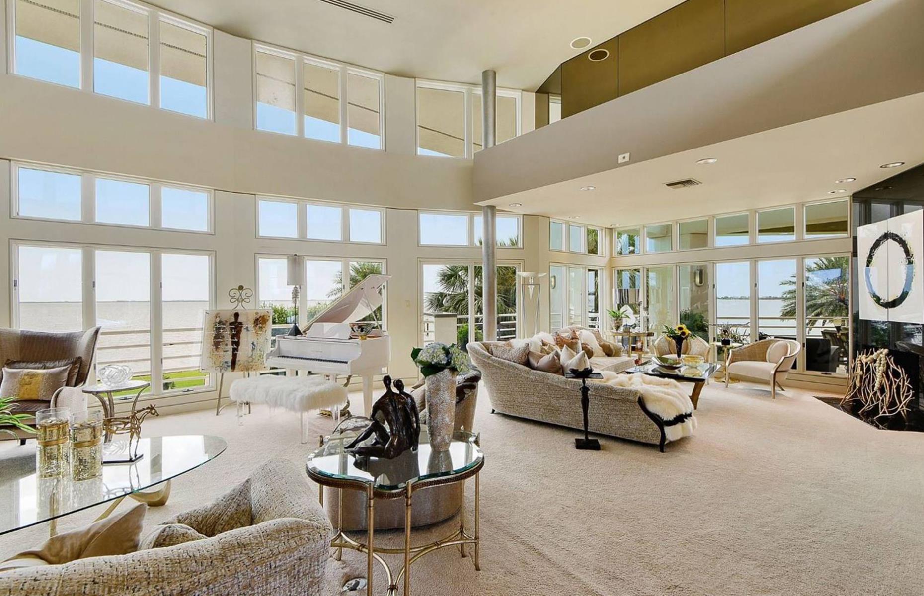 Louisiana: Modernist masterpiece, Slidell, $4.7 million (£3.6m): The most incredible homes for sale in every US state