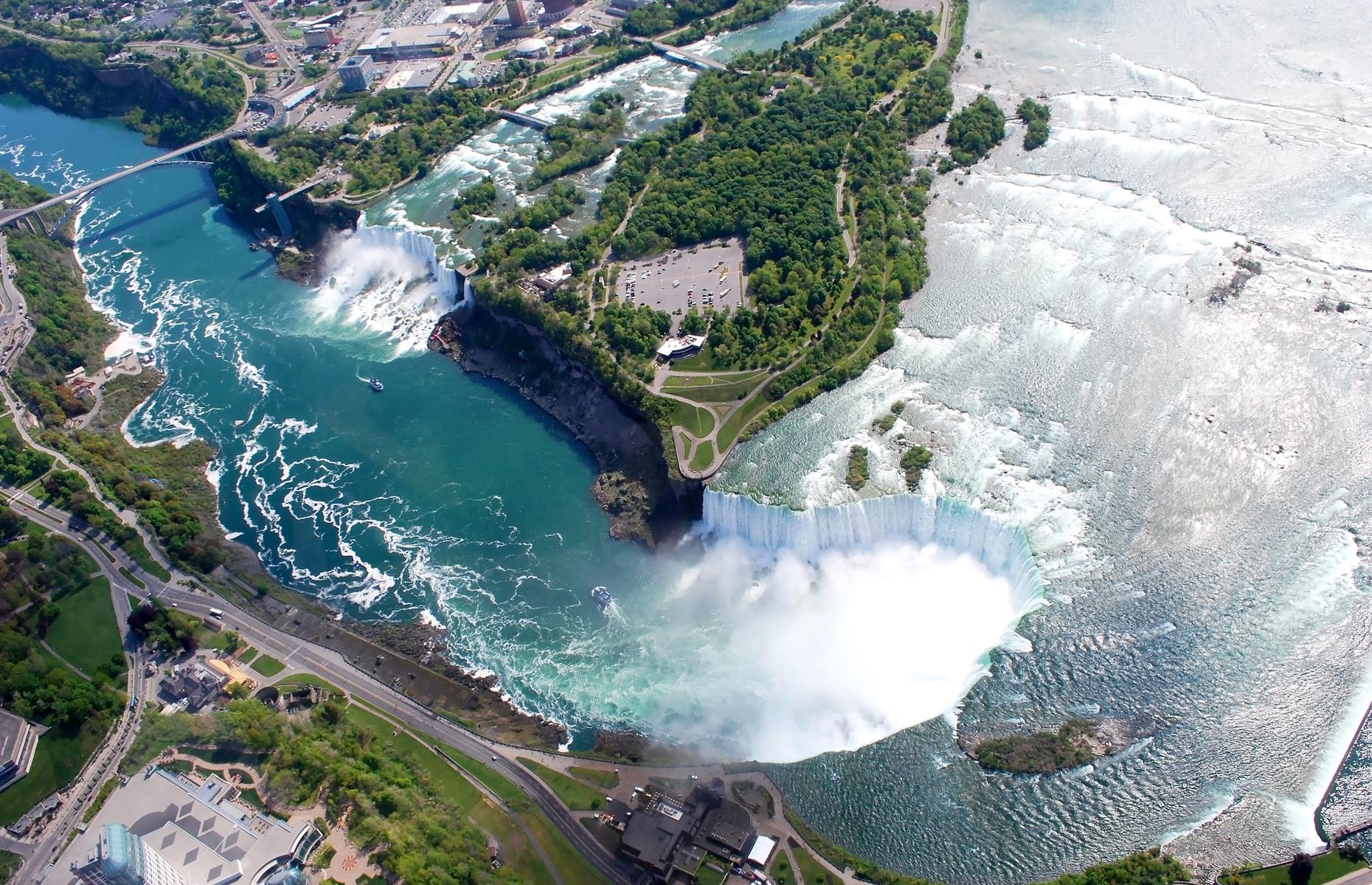 Niagara Falls, New York, USA/Ontario, Canada
