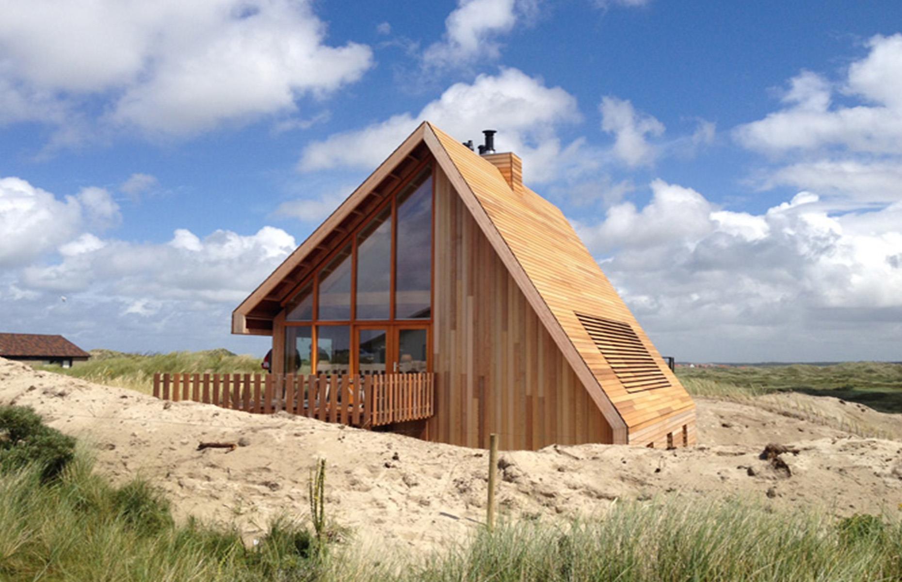 9-amazing-wooden-homes-that-go-against-the-grain-lovemoney