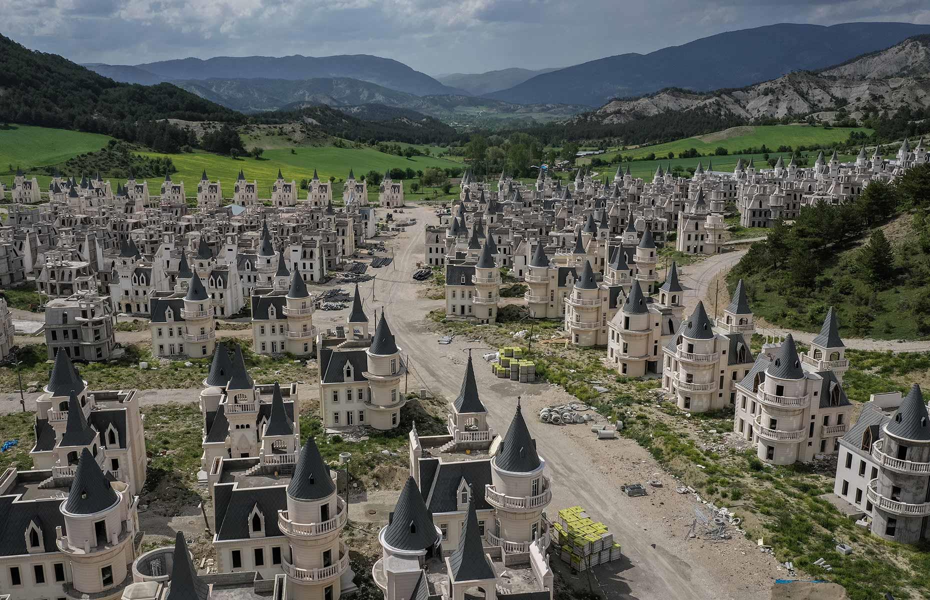 Burj Al Babas: tour the ghost town of abandoned fairytale castles | loveproperty.com