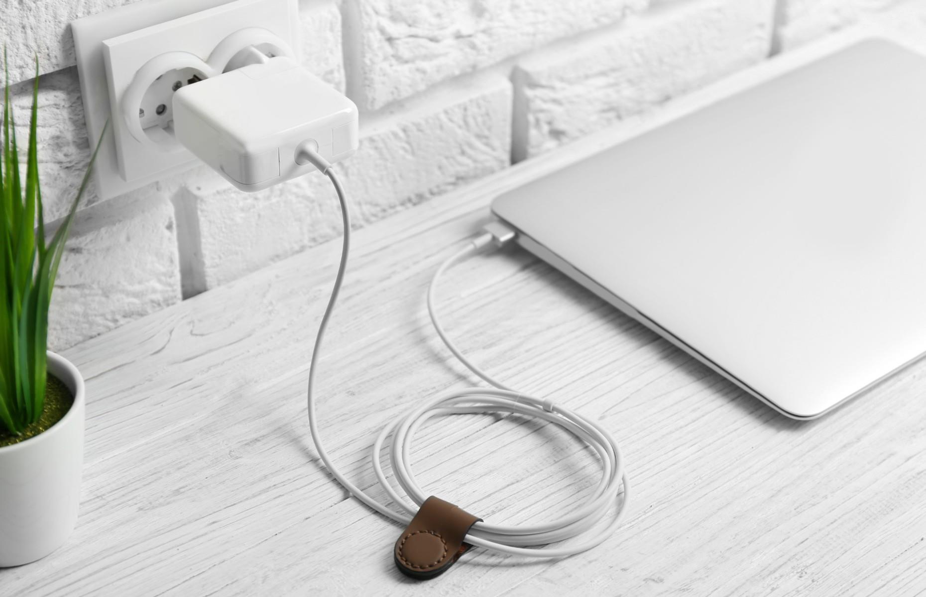 Leaving laptops charging all day