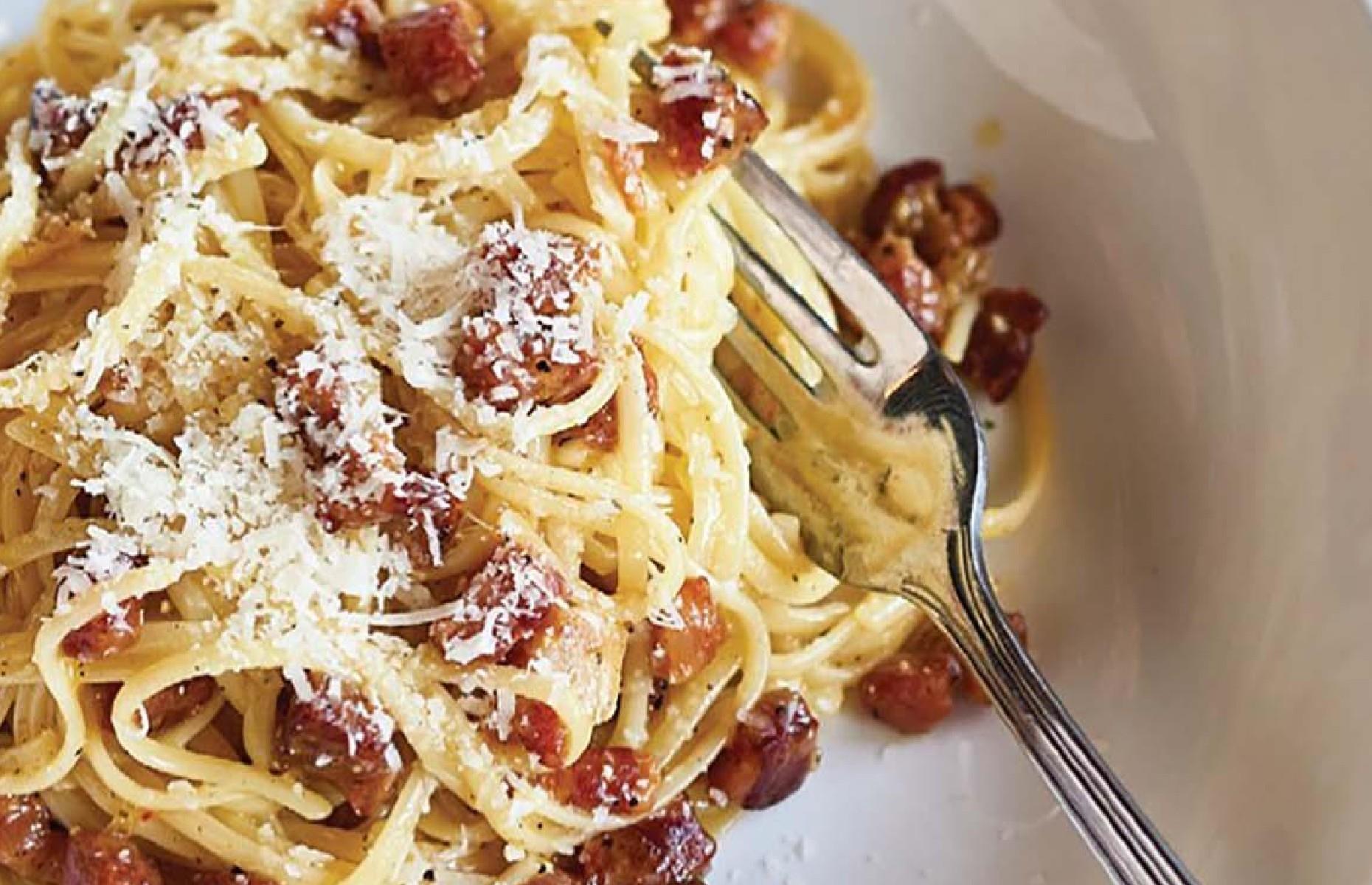 Hawaii: spaghetti carbonara, Fête Hawaii, Honolulu