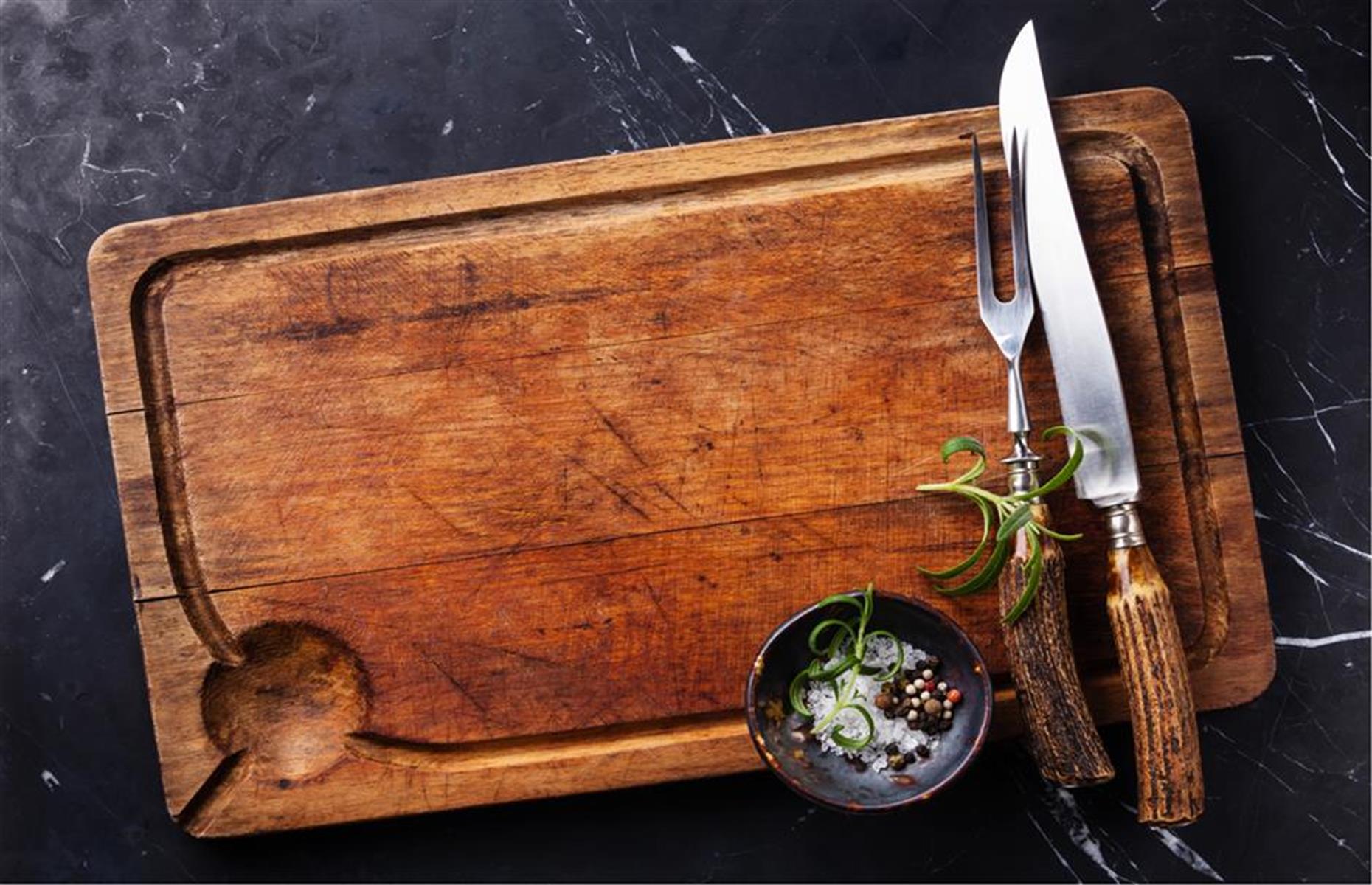 What are the essential pieces of carving kit?
