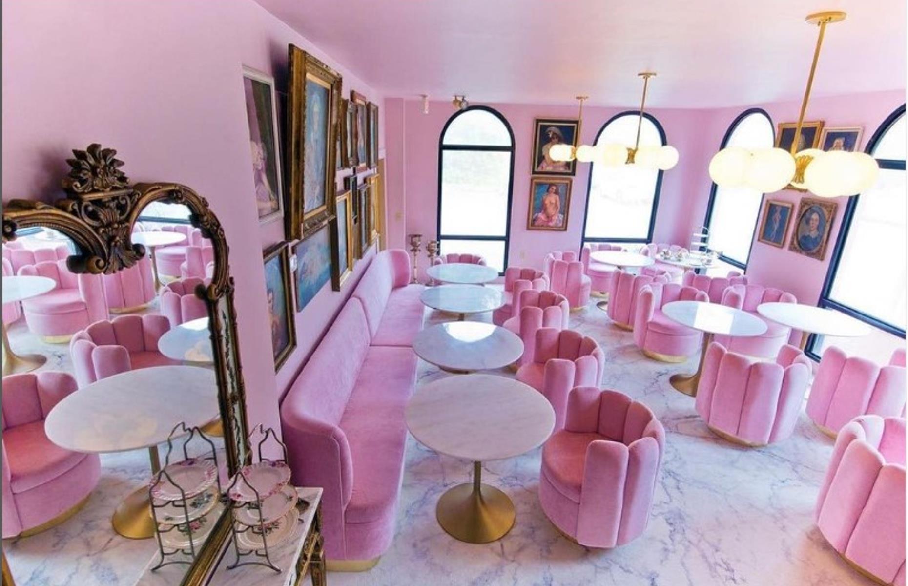 Massachusetts: Ladyfinger’s Tea Lounge, Newburyport