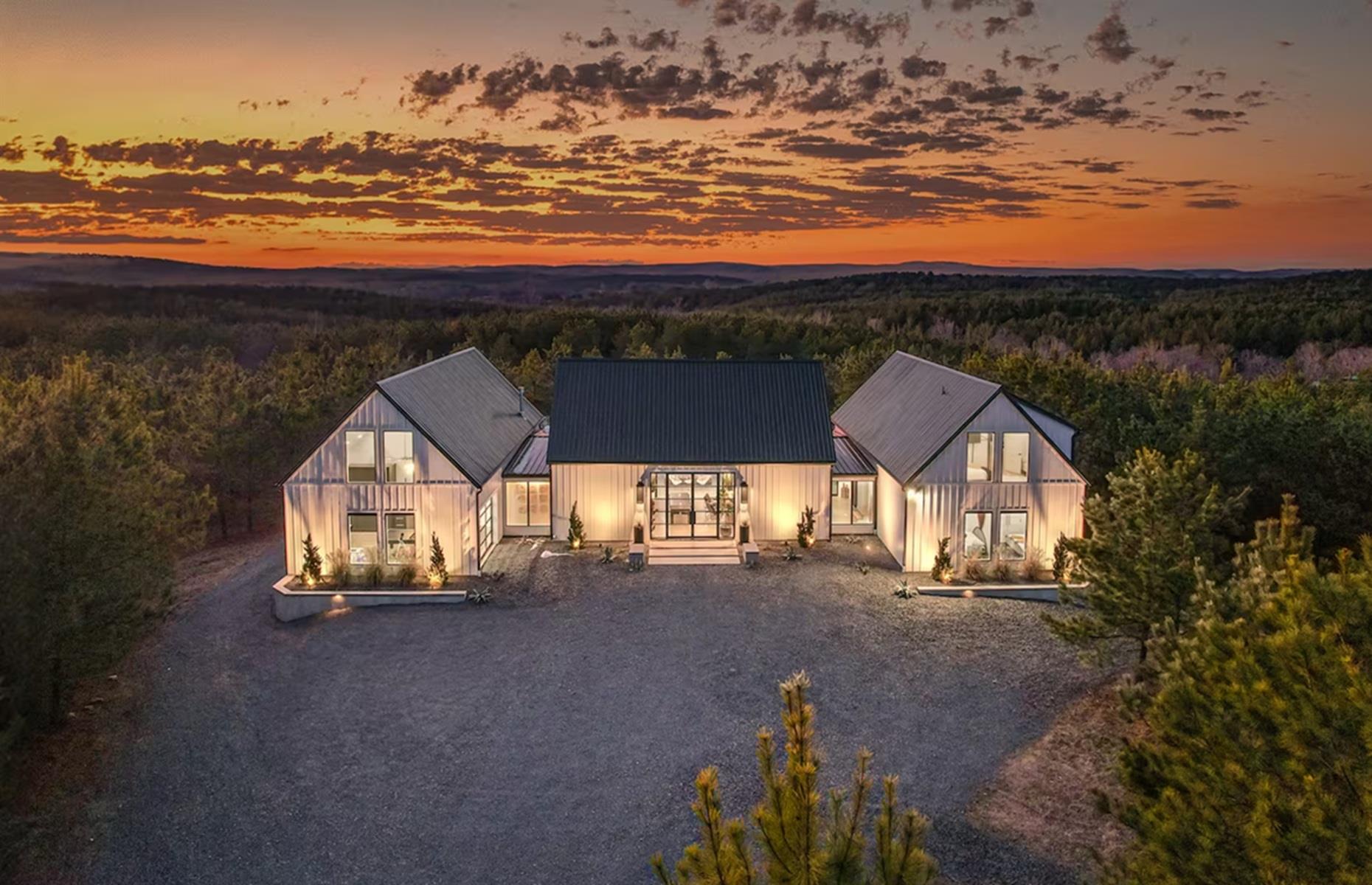 Custom-built mansion, Oklahoma, USA