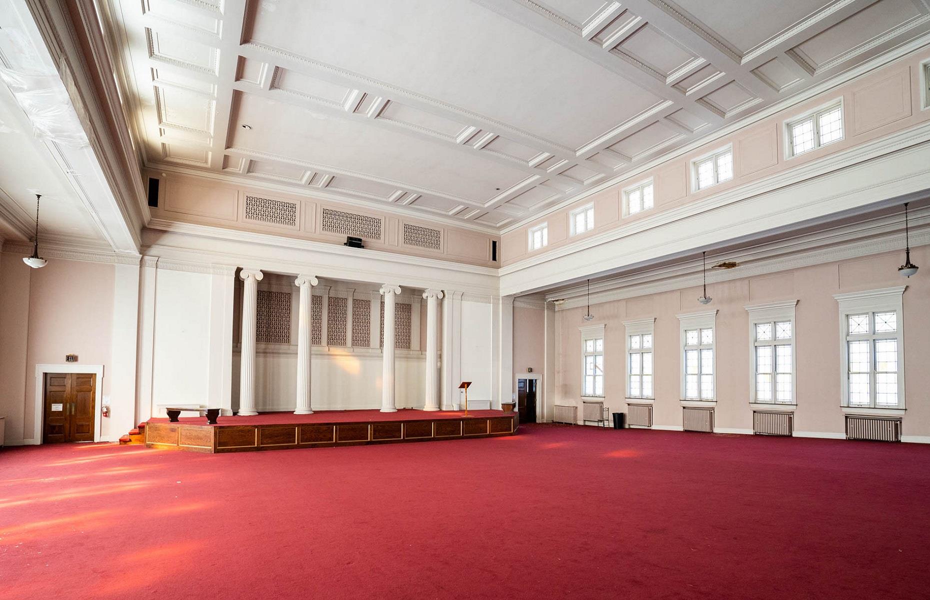 Historic church, Indiana, USA: £270,400 ($325k)