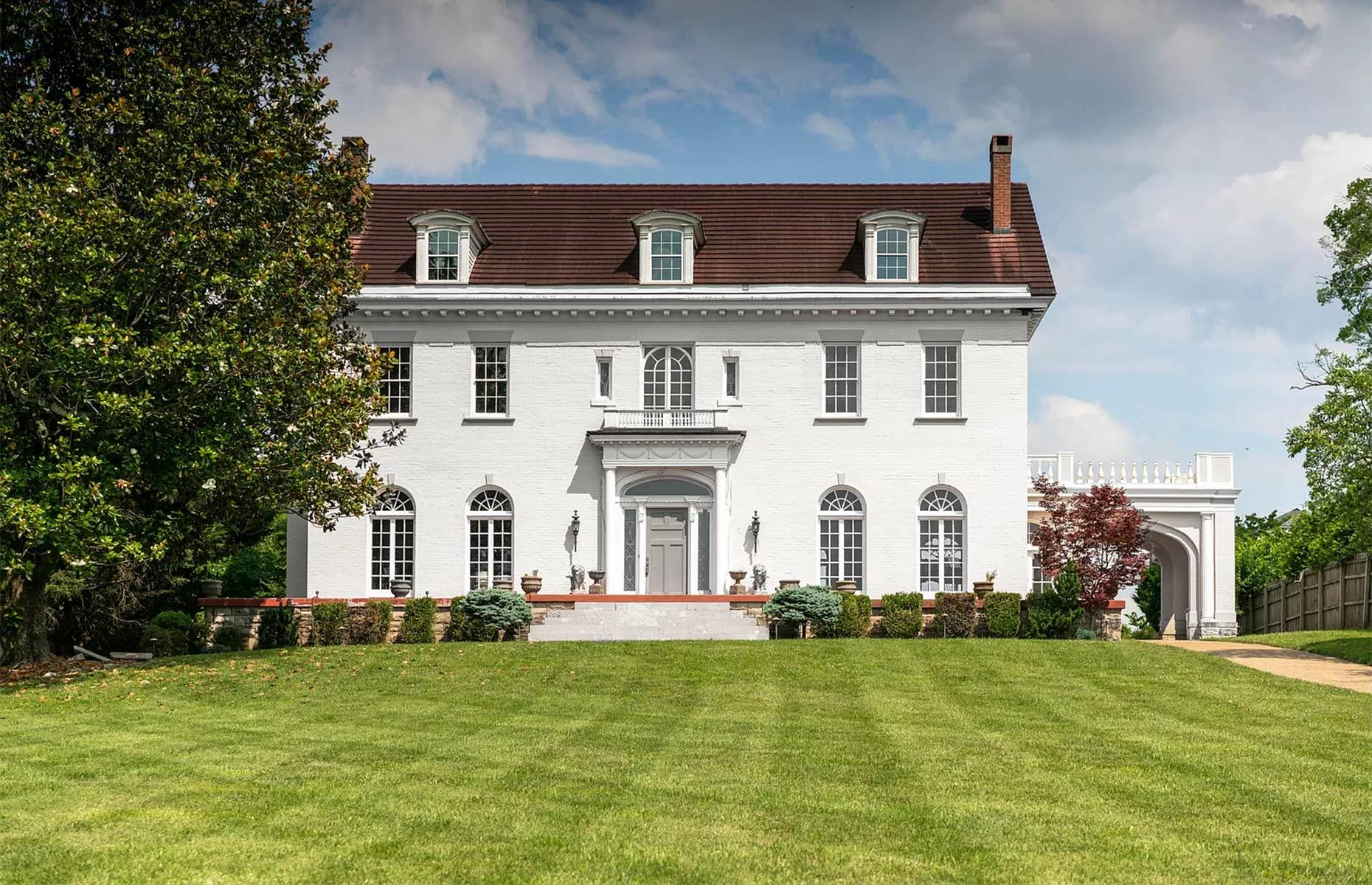 Grand 1920s house, Chattanooga, Tennessee: $1.2 million (£960k)