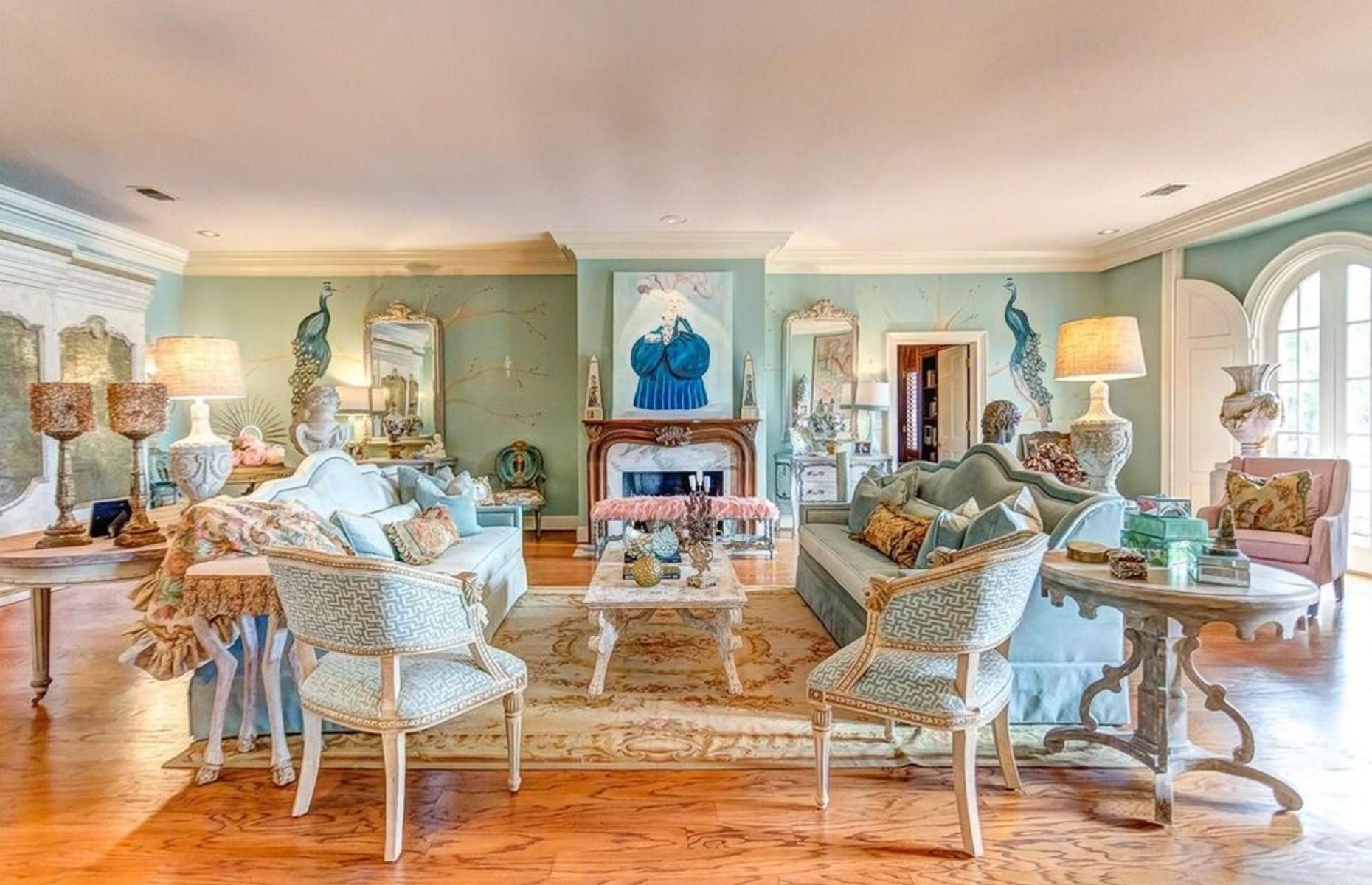 Lakeside estate, Montgomery, Alabama: $1.5 million (£1.2m)