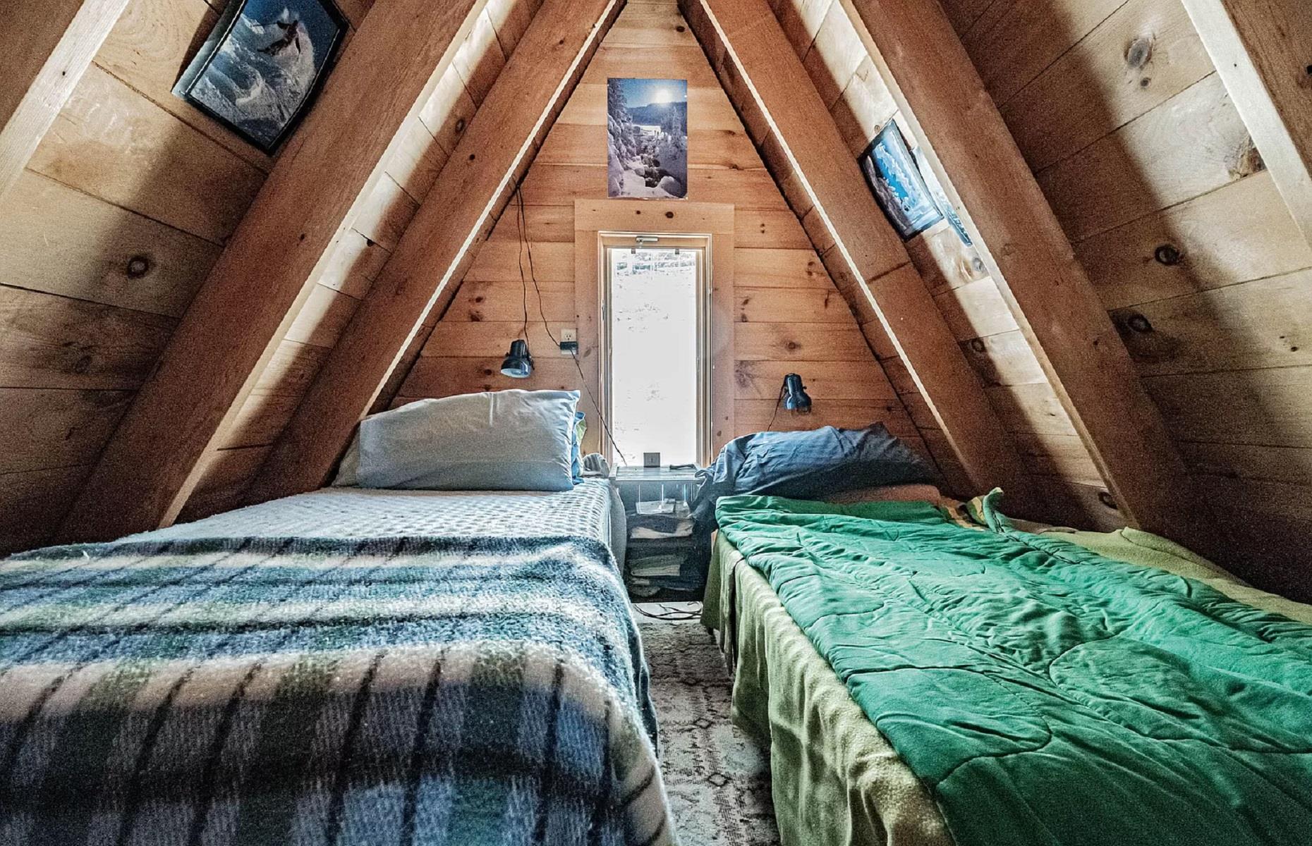 Cosy cabin, Maine, USA: £132,000 ($175k)