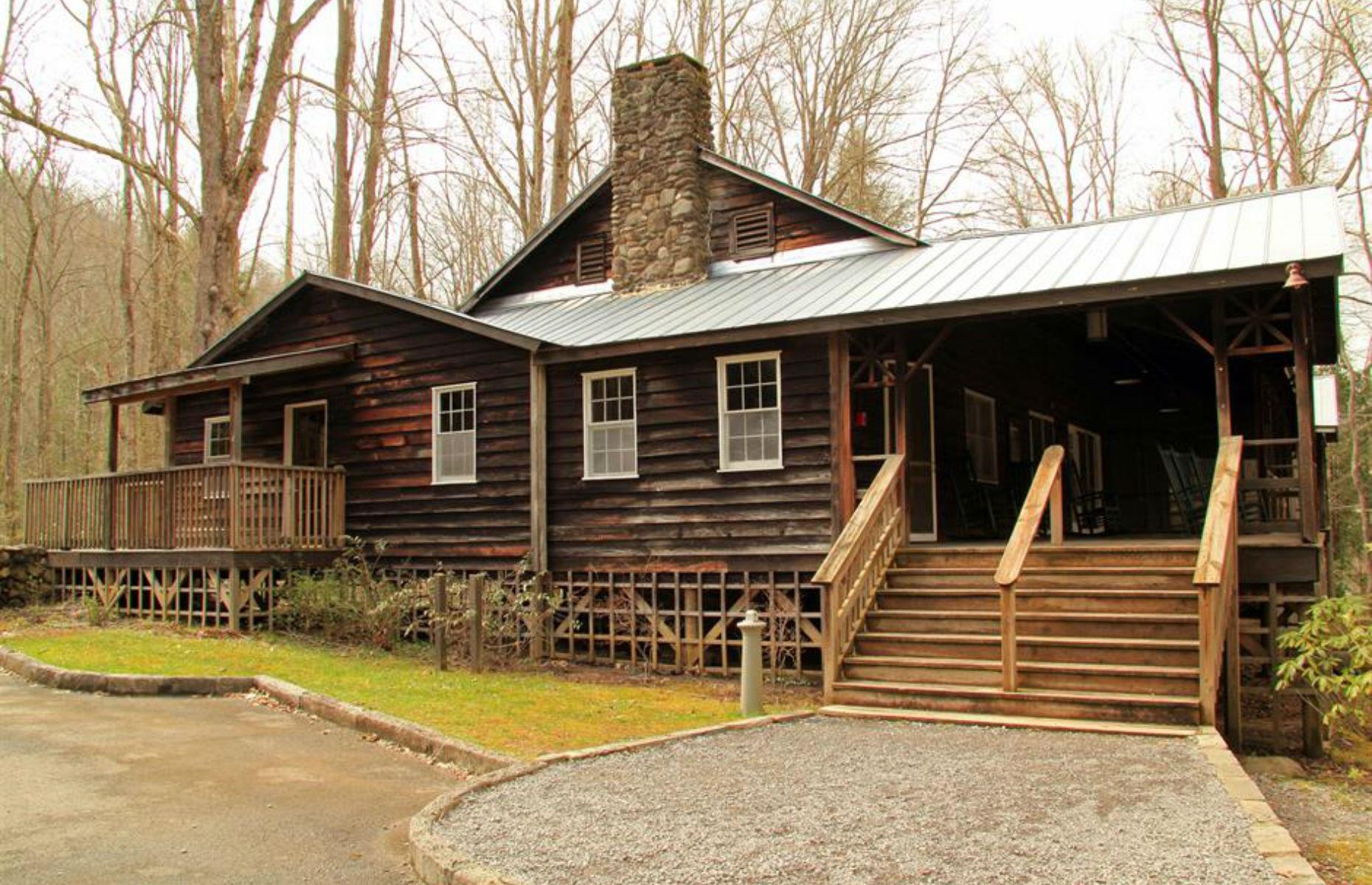 The ghost town of Elkmont, Tennessee, USA