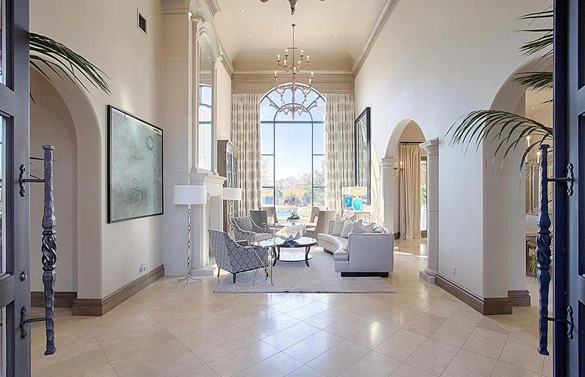 Oklahoma: Modern hacienda, Oklahoma City, $3.5 million (£2.7m): The most incredible homes for sale in every US state