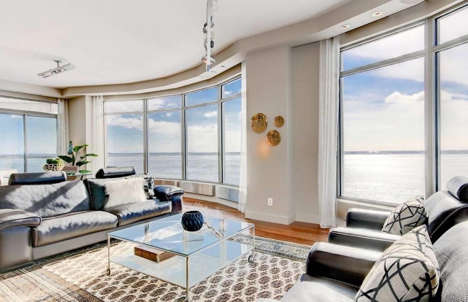 Riverside condo, Montréal, Canada: £1 million ($1.4m)