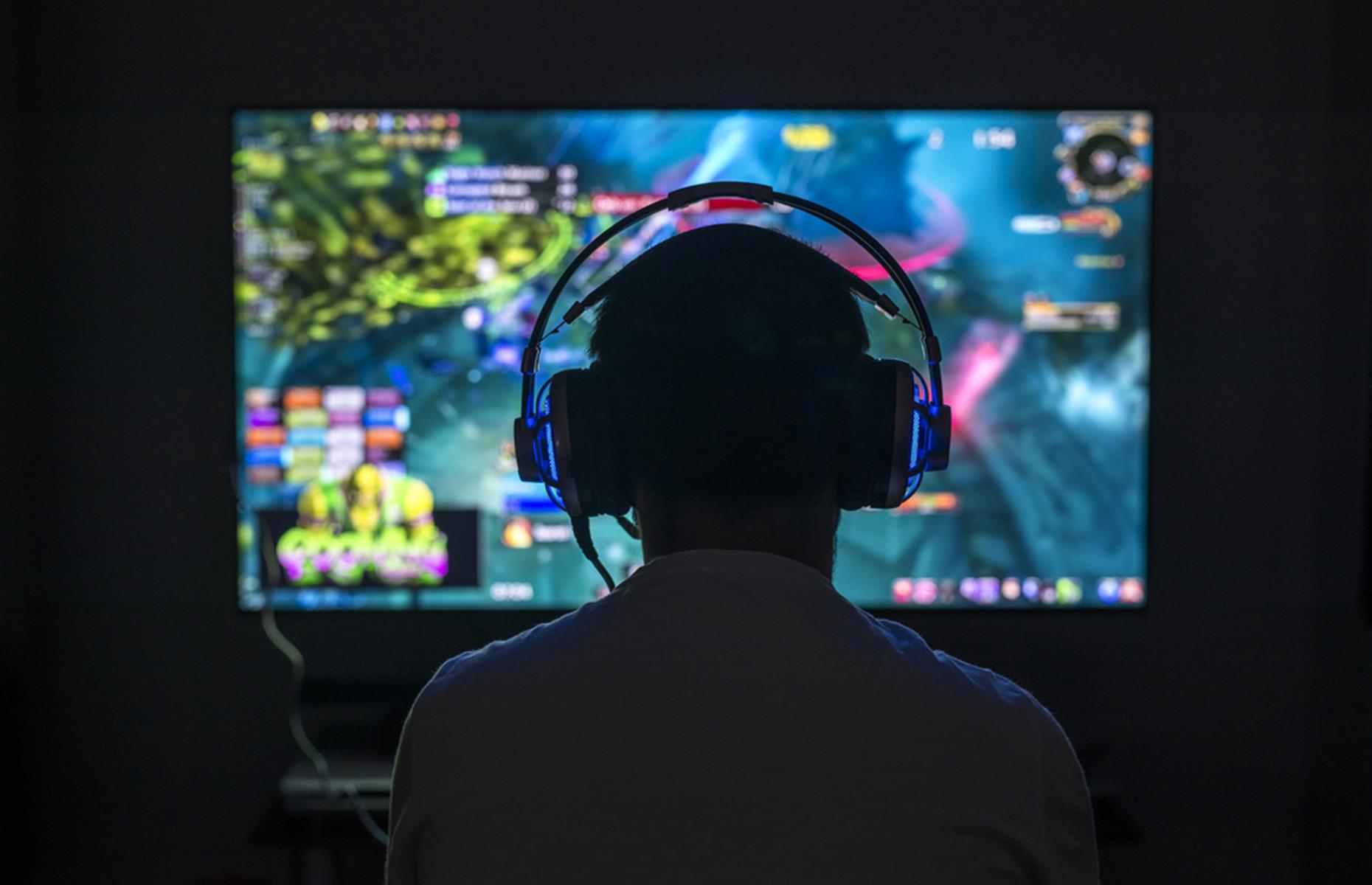 Video Game Streamer