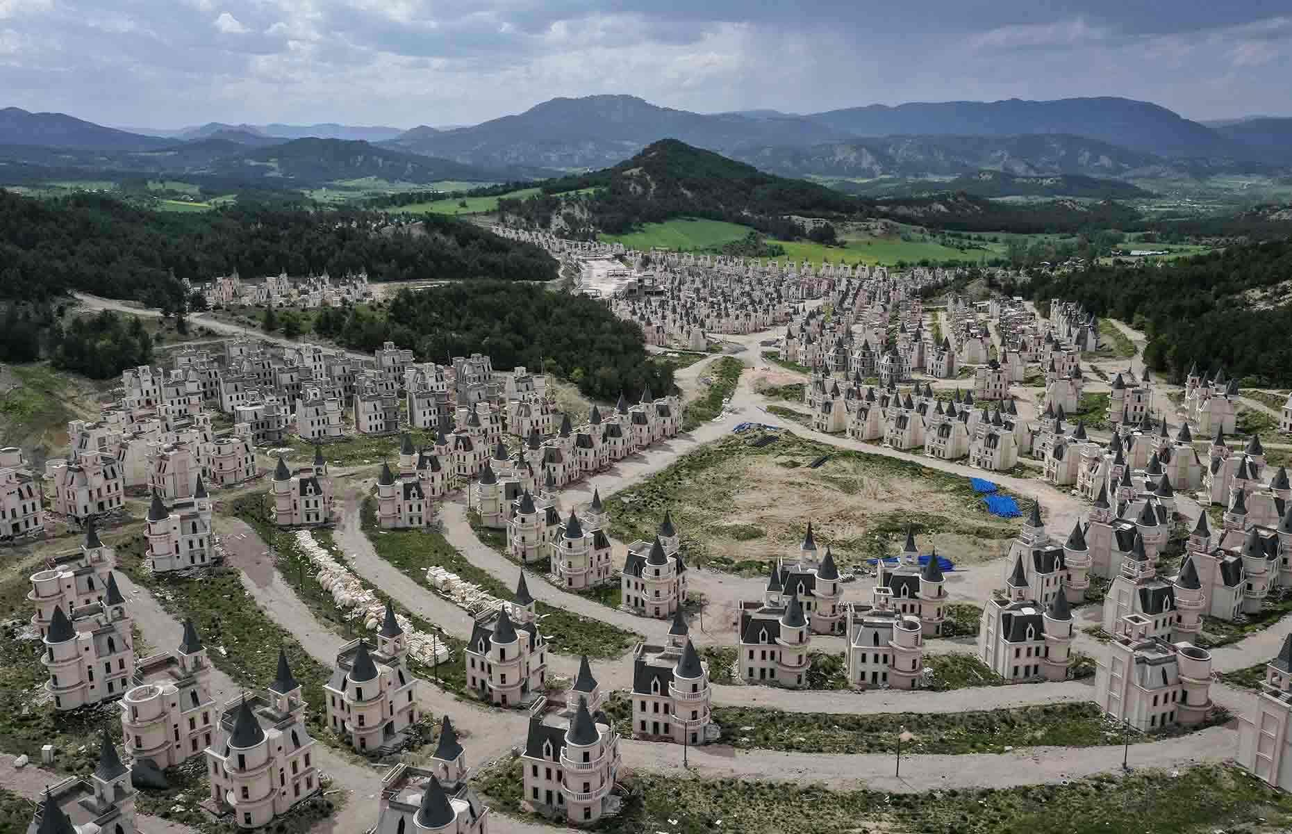 Abandoned fairytale castles: plagued by problems