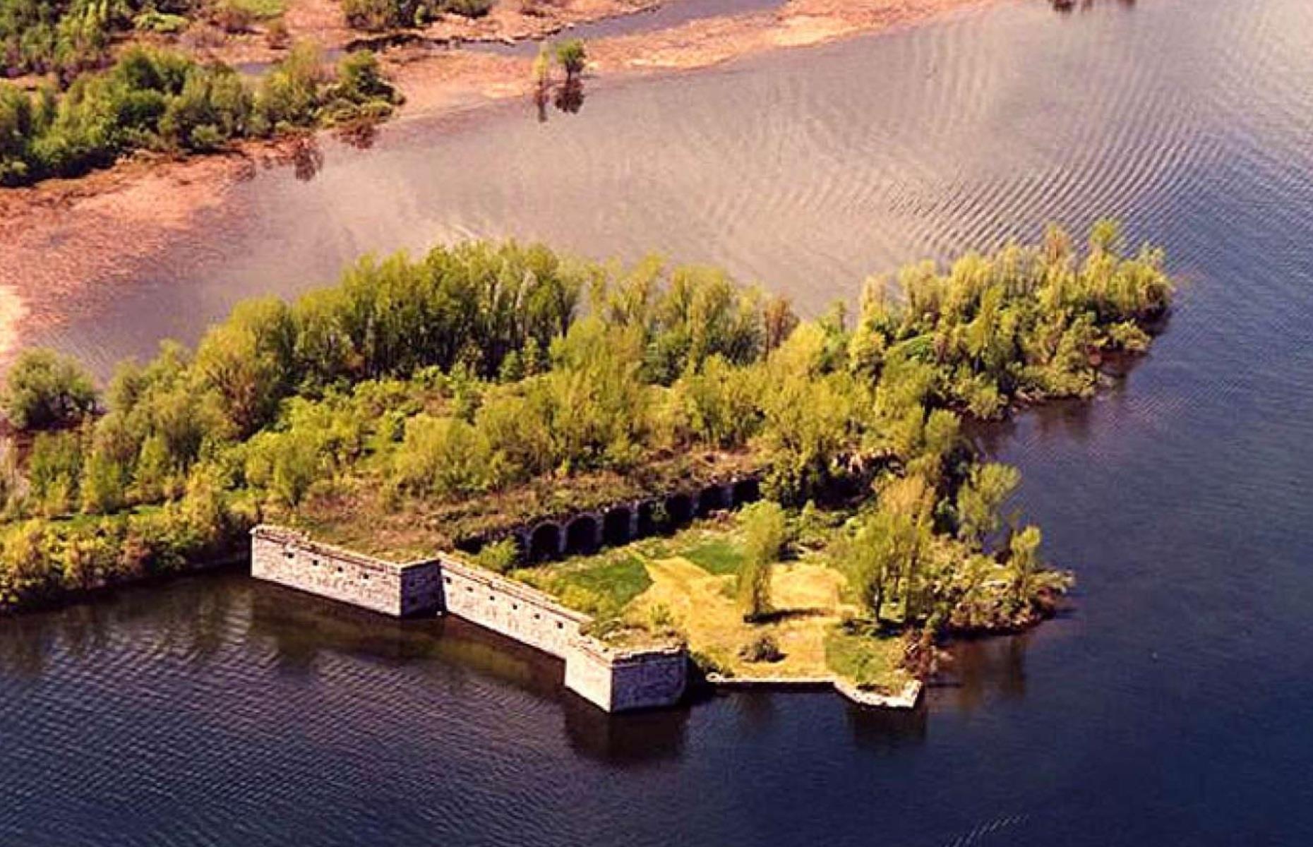 Fort Montgomery Island, New York, United States: $1.4 million