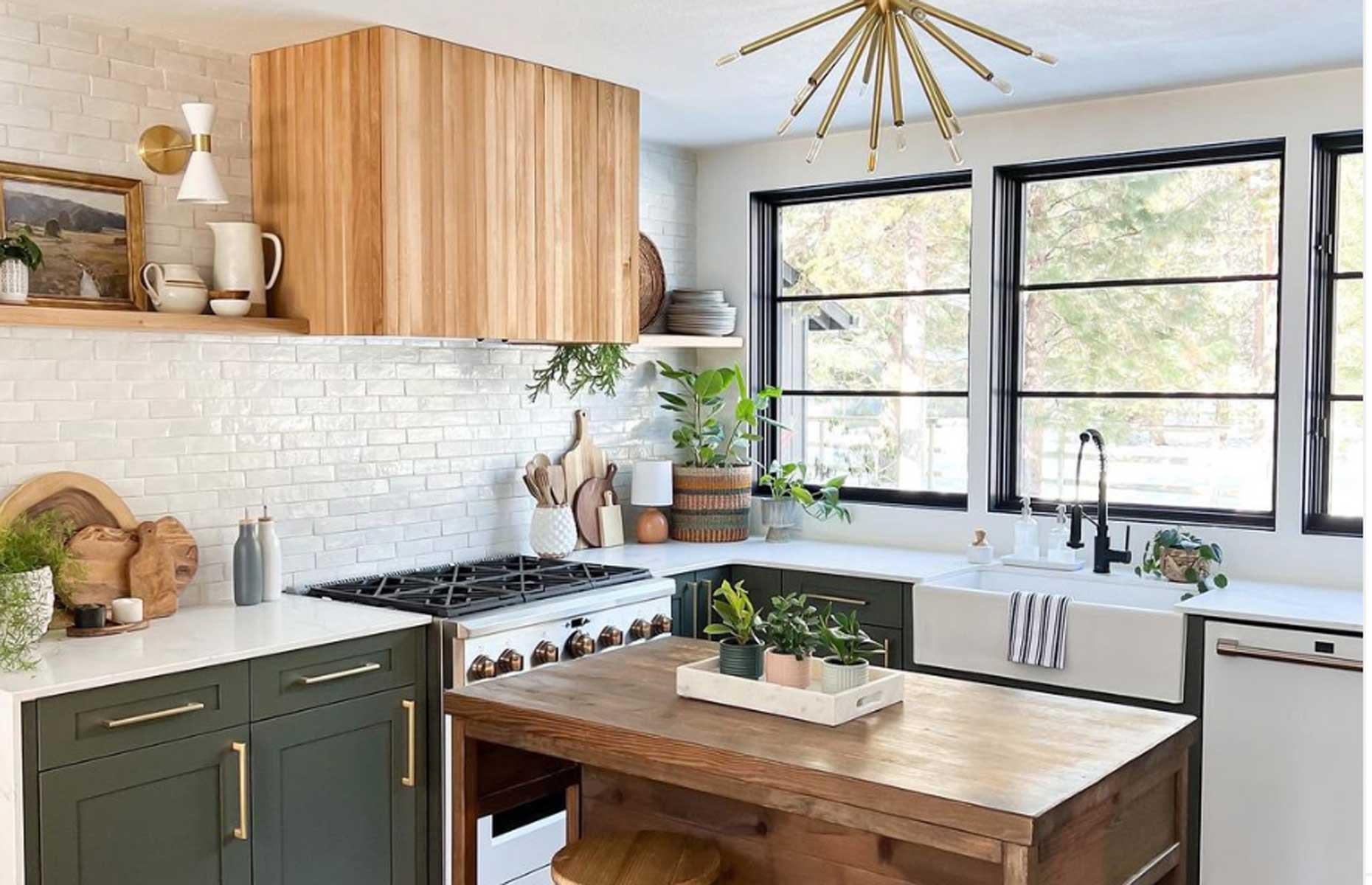 Modern mountain kitchen 