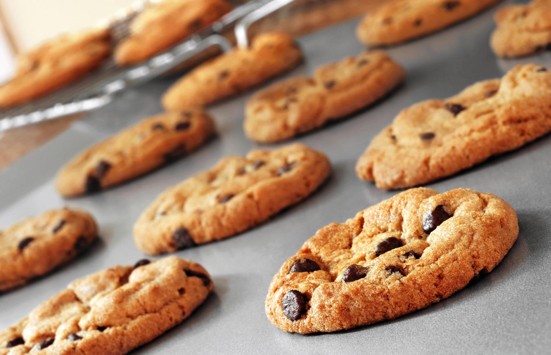 Achieve gooey cookies by taking them out early