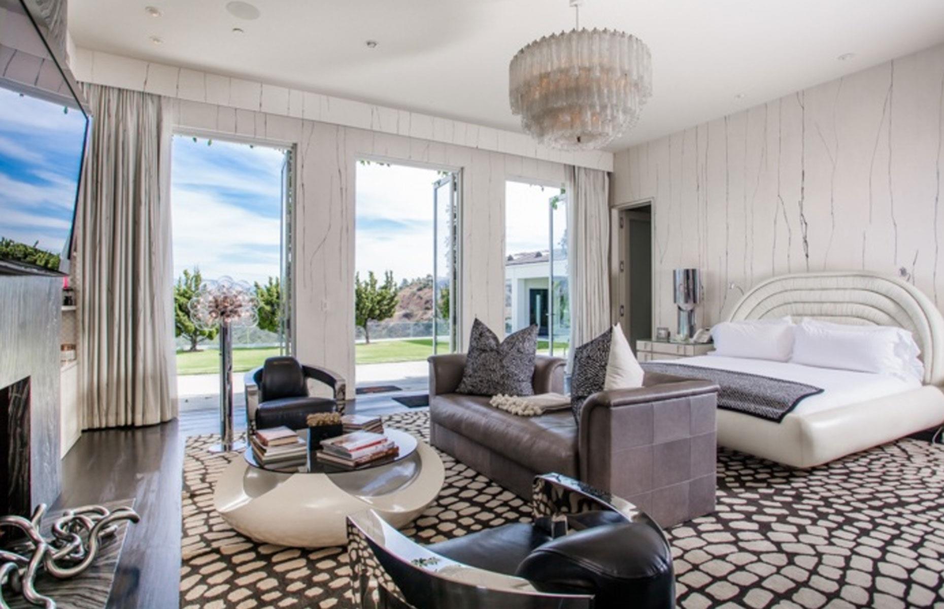 Gwen Stefani's mod mansion, California, USA