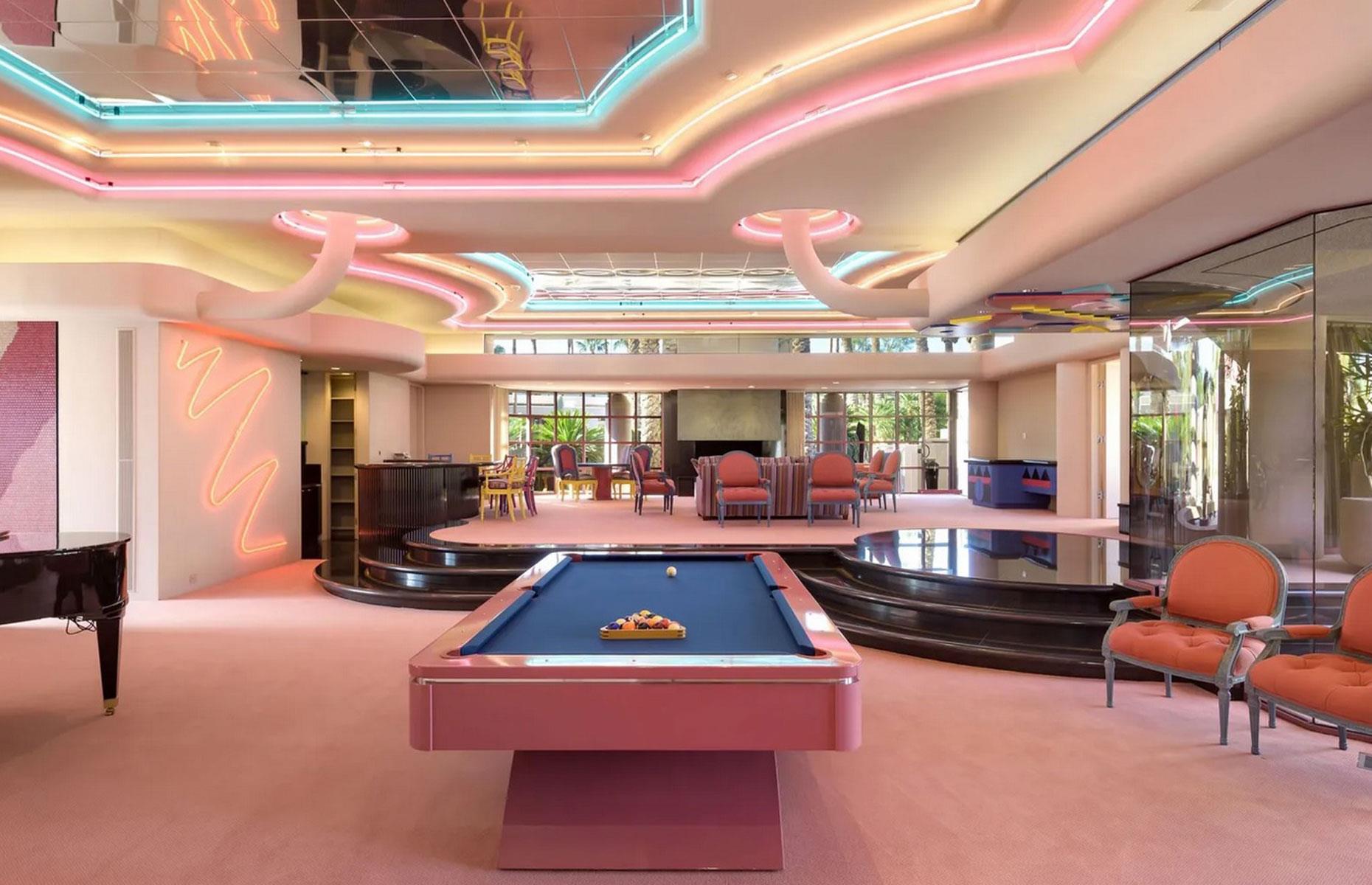 1980s time capsule, California, USA