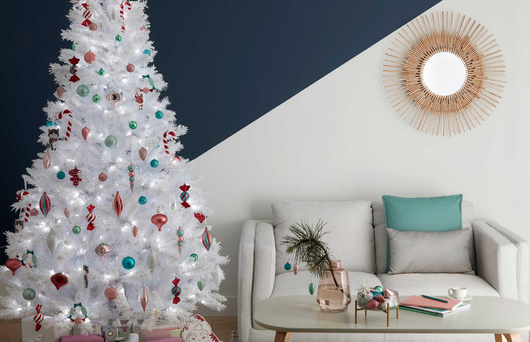 Christmas Tree Decorating Ideas For Every Style And Budget Lovepropertycom