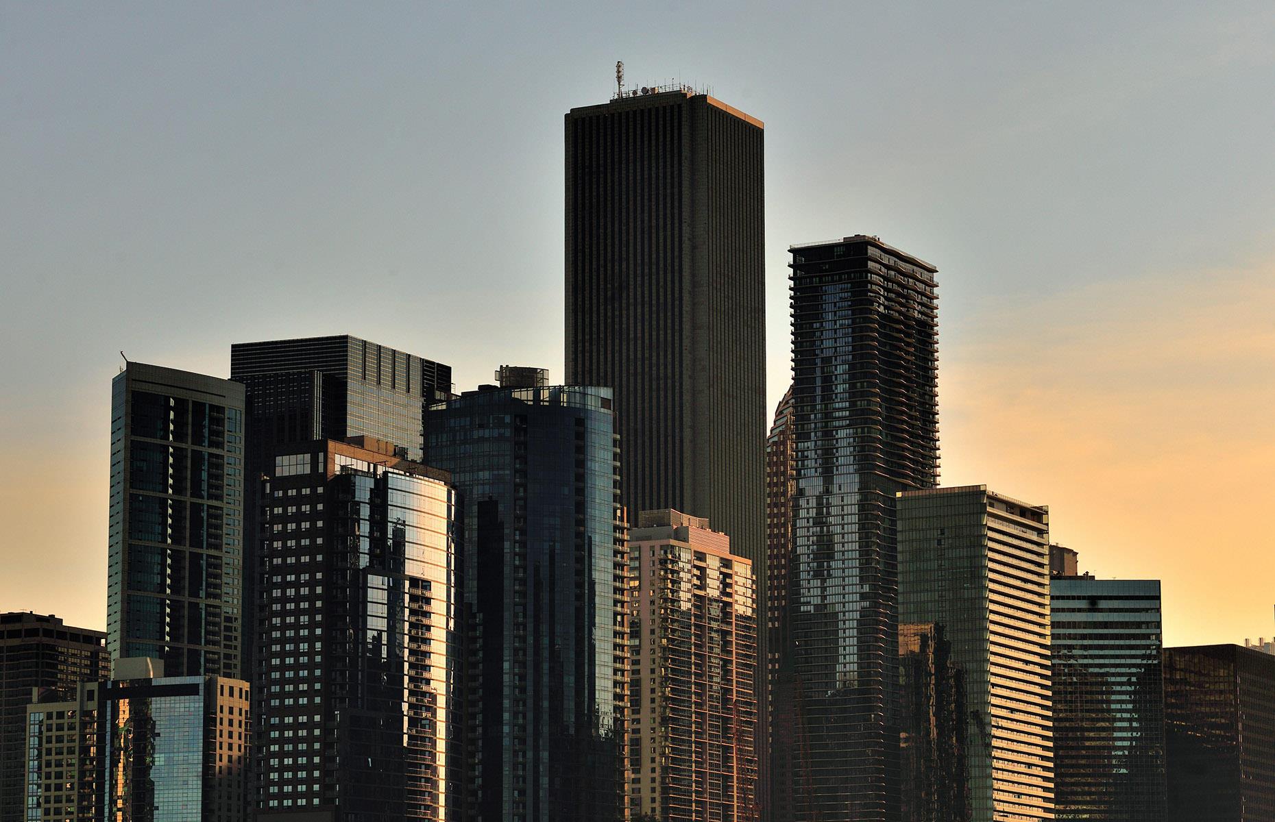 13. 346m – Aon Center, Chicago, Illinois