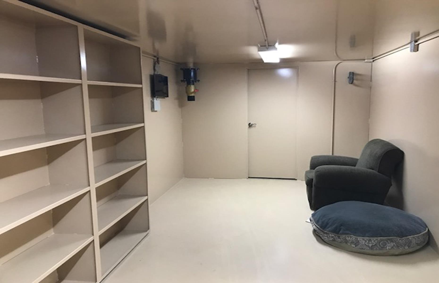 Secure compound, Virginia, USA: $600,000 (£477k)