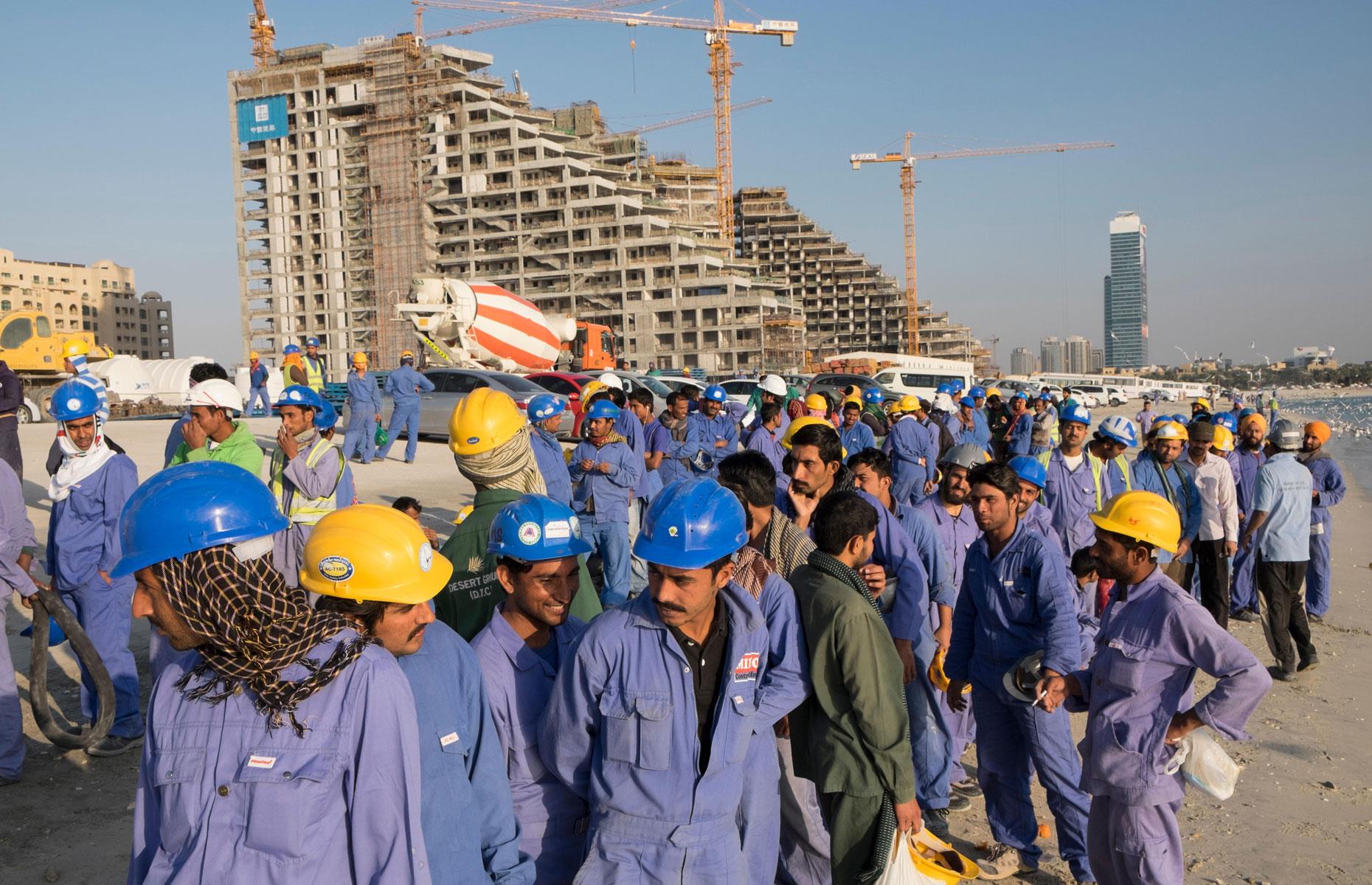 UAE, Gini income index score: 26.4