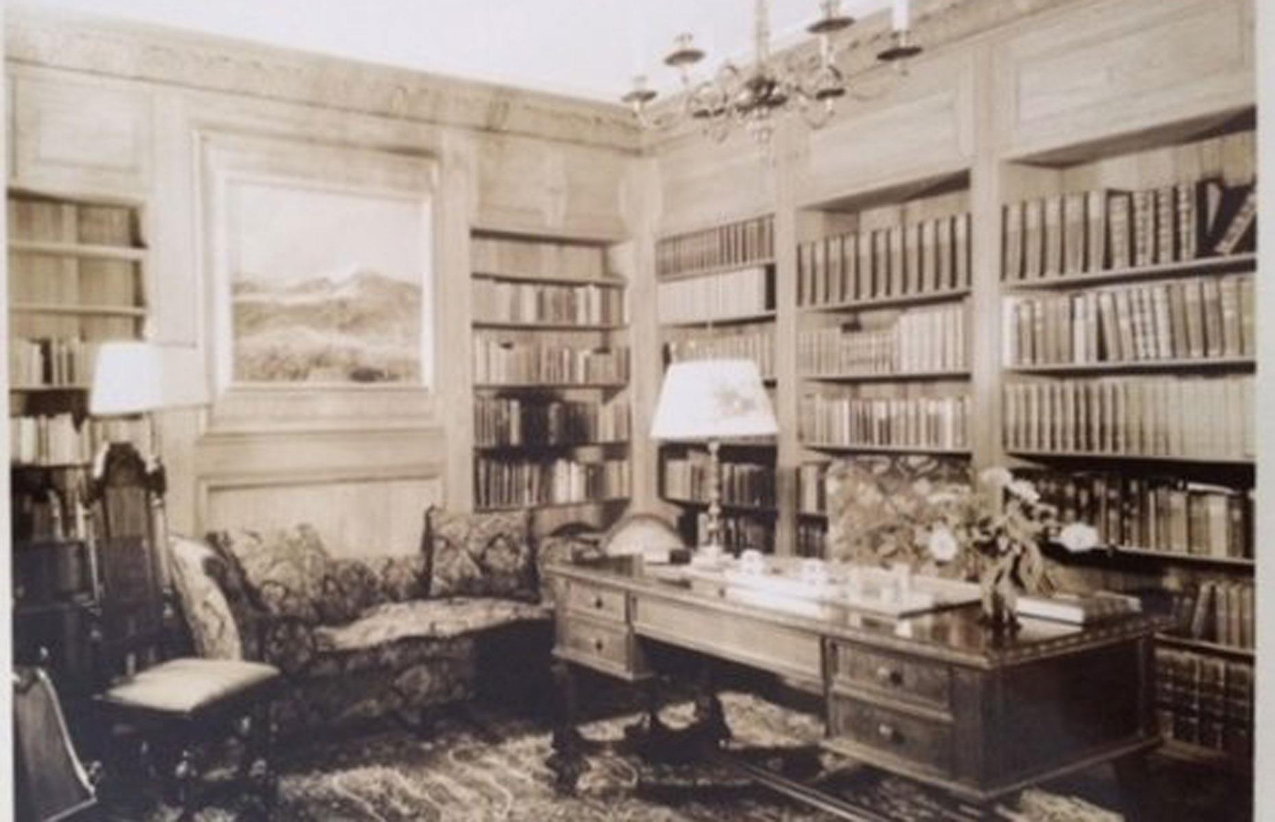 Sumptuous decoration