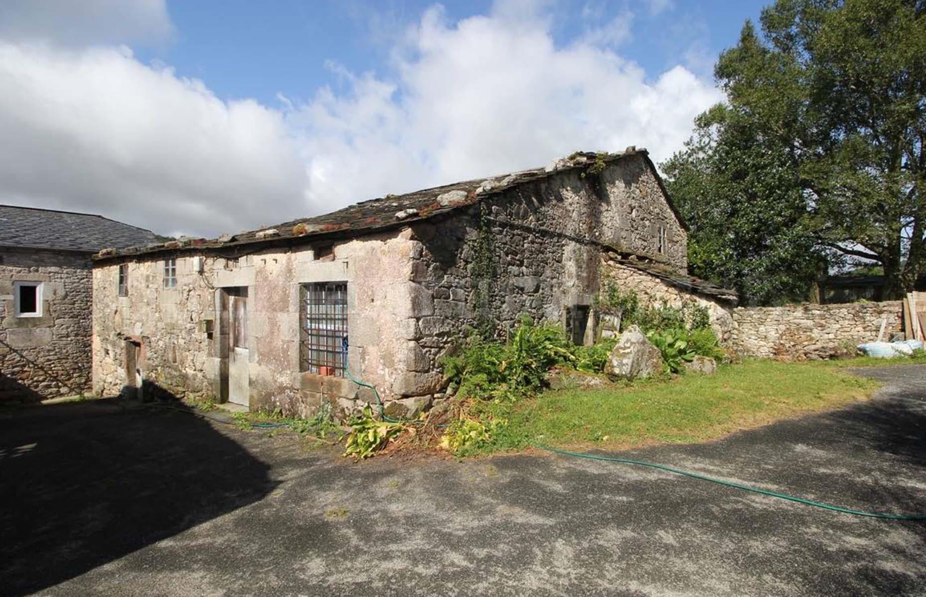 Xerdiz, Lugo, Spain: $512,000