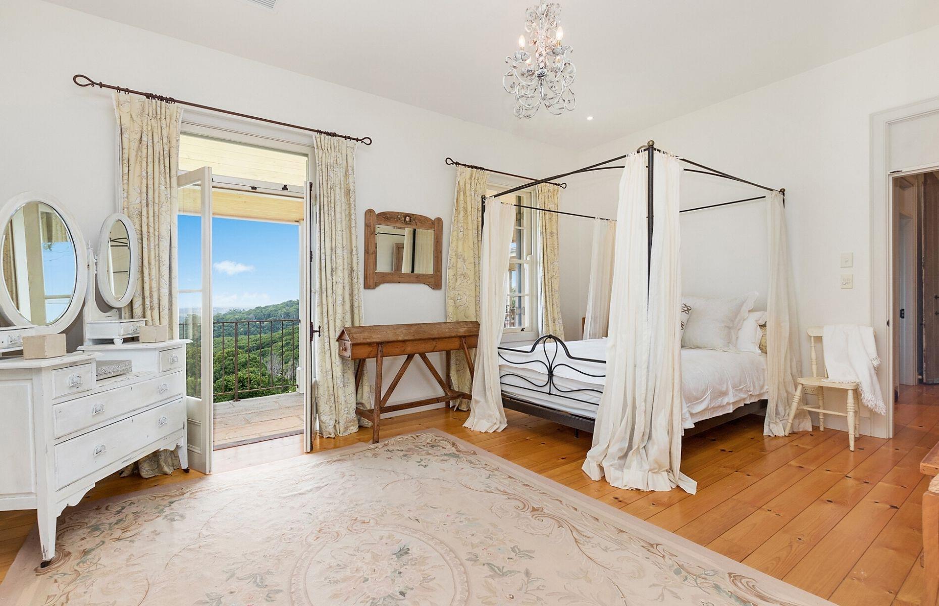 Olivia Newton-John’s sprawling ranch, New South Wales, Australia