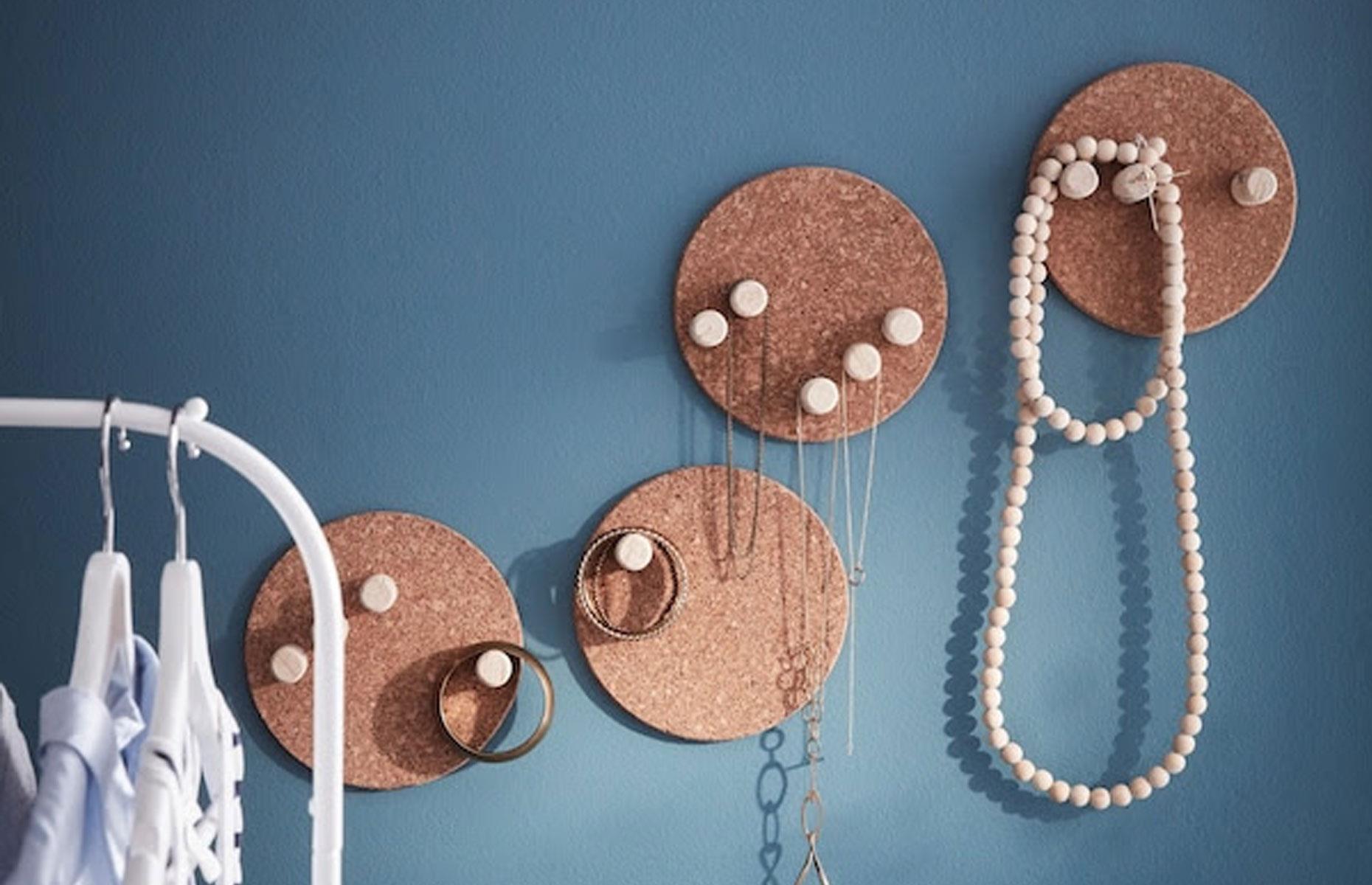Display jewellery from HEAT pot stands