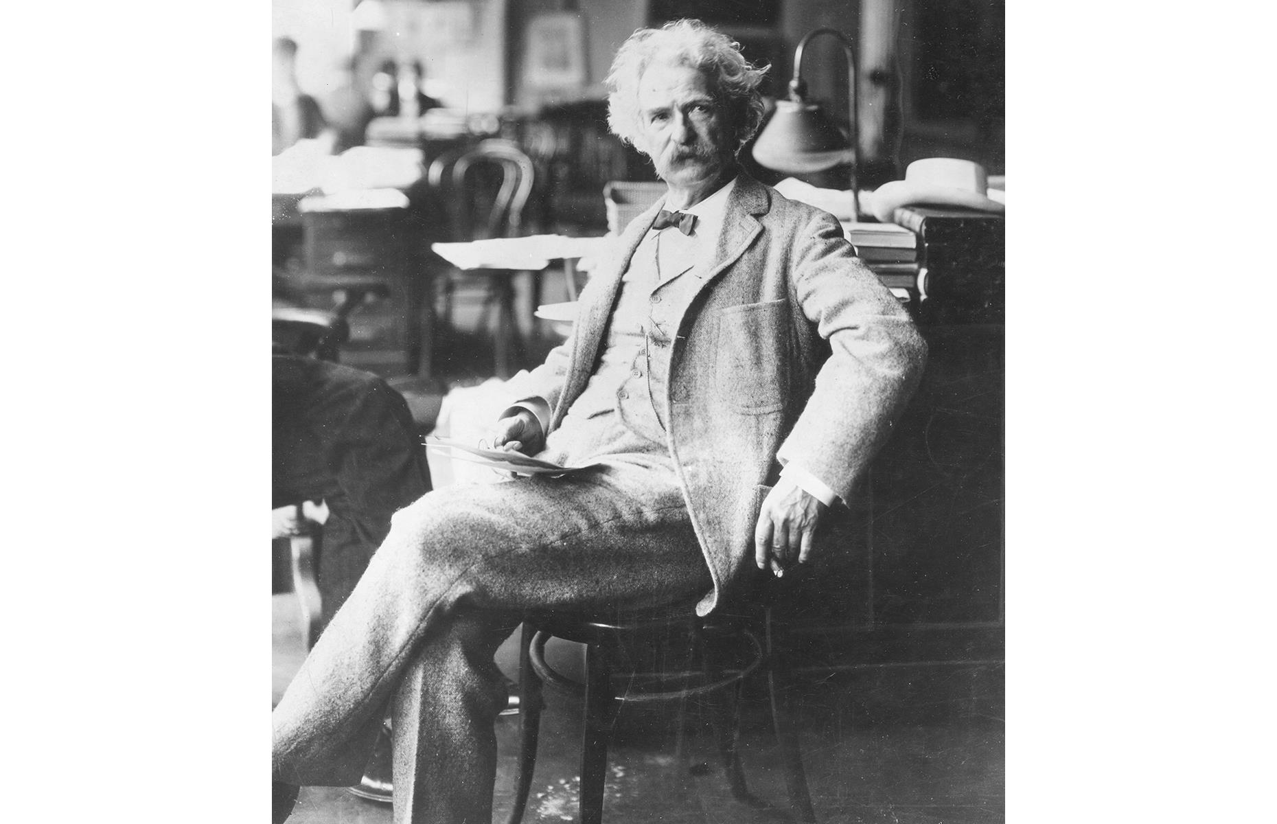 1870s: Mark Twain dubs the era 'The Gilded Age'