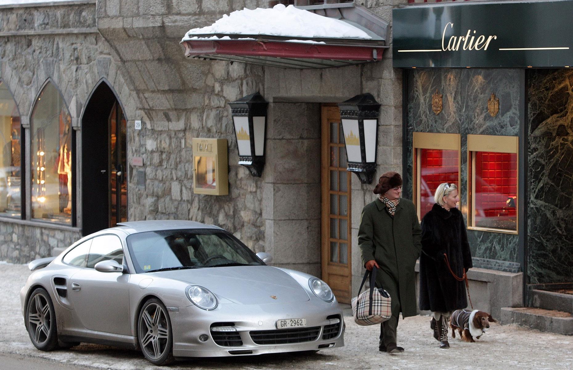 Switzerland, debt to GDP: 41.4%