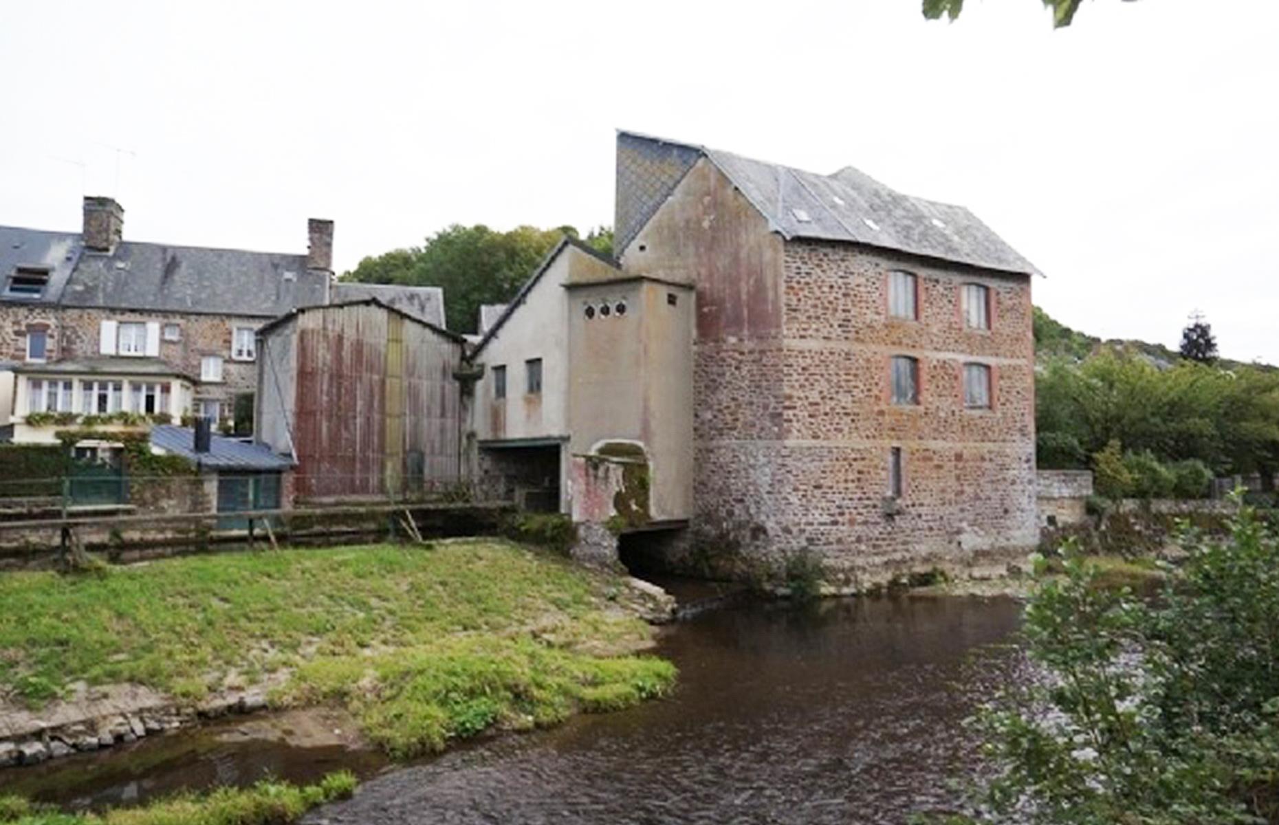 Rural watermill, Lower Normandy, France: £105,000 ($137k)