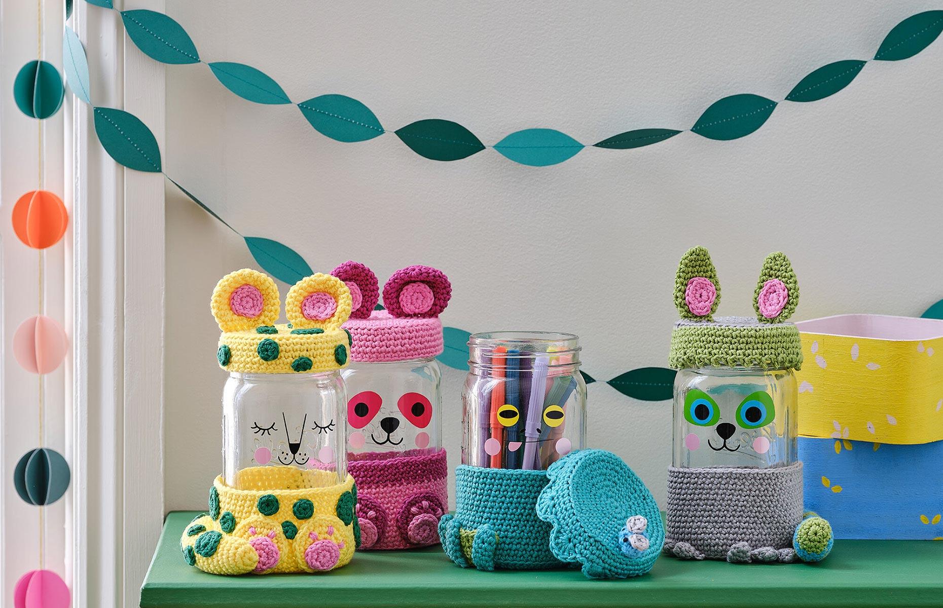 Kids' stationery jars