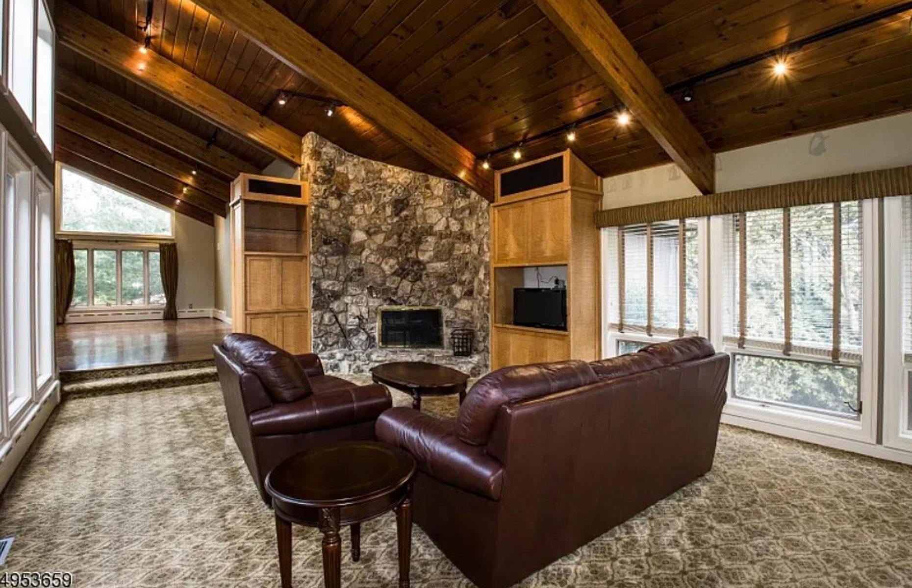 Jared Kushner's childhood mansion in Livingston, New Jersey