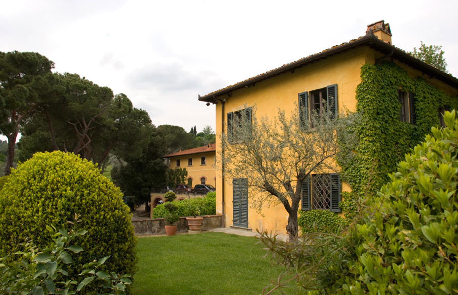 Sting's idyllic Italian villa: $24,125 (£18.9k) per night