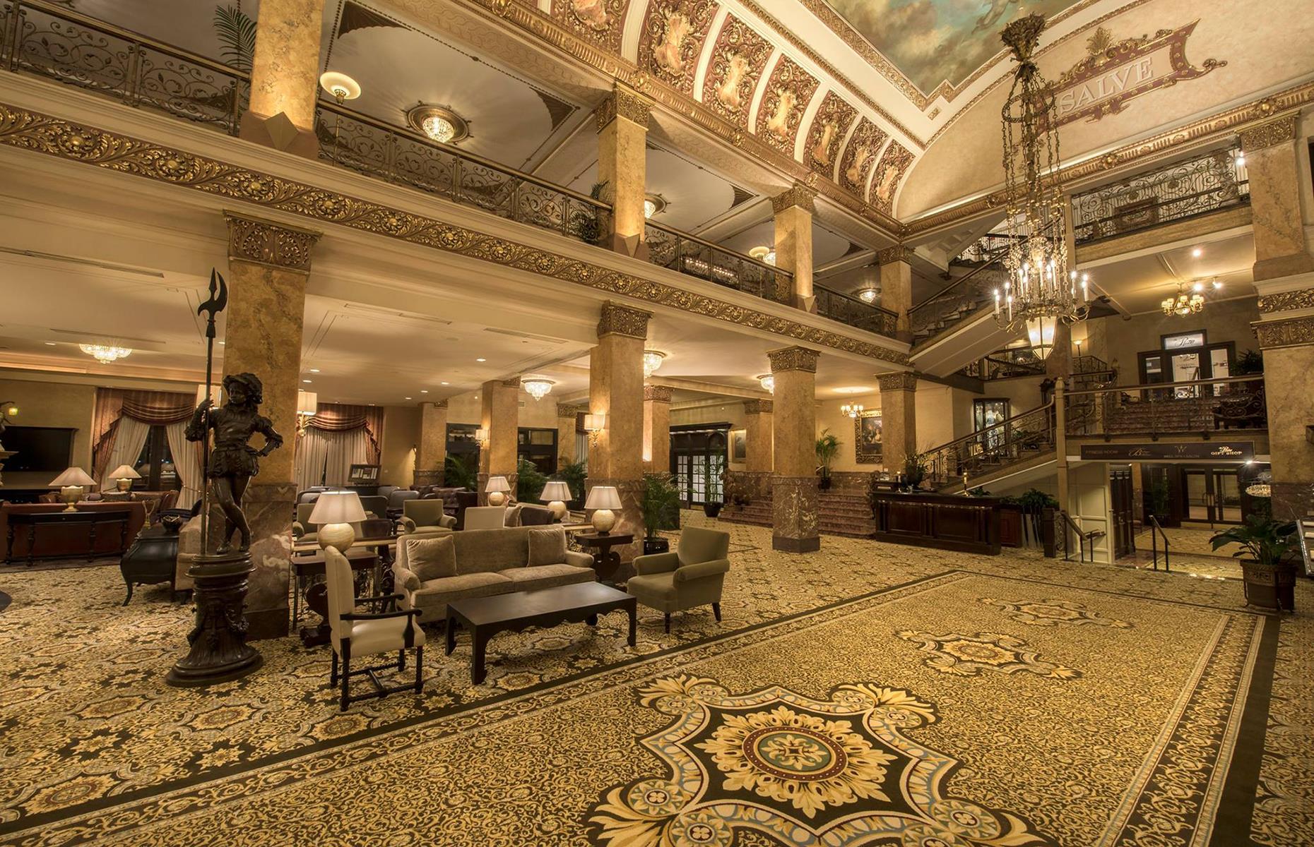 Wisconsin: The Pfister Hotel, Milwaukee