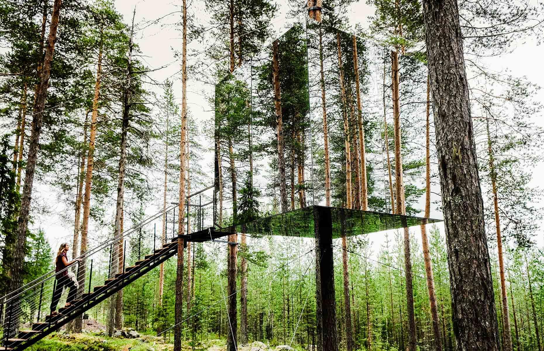El Mirrorcube, Harads, Suecia
