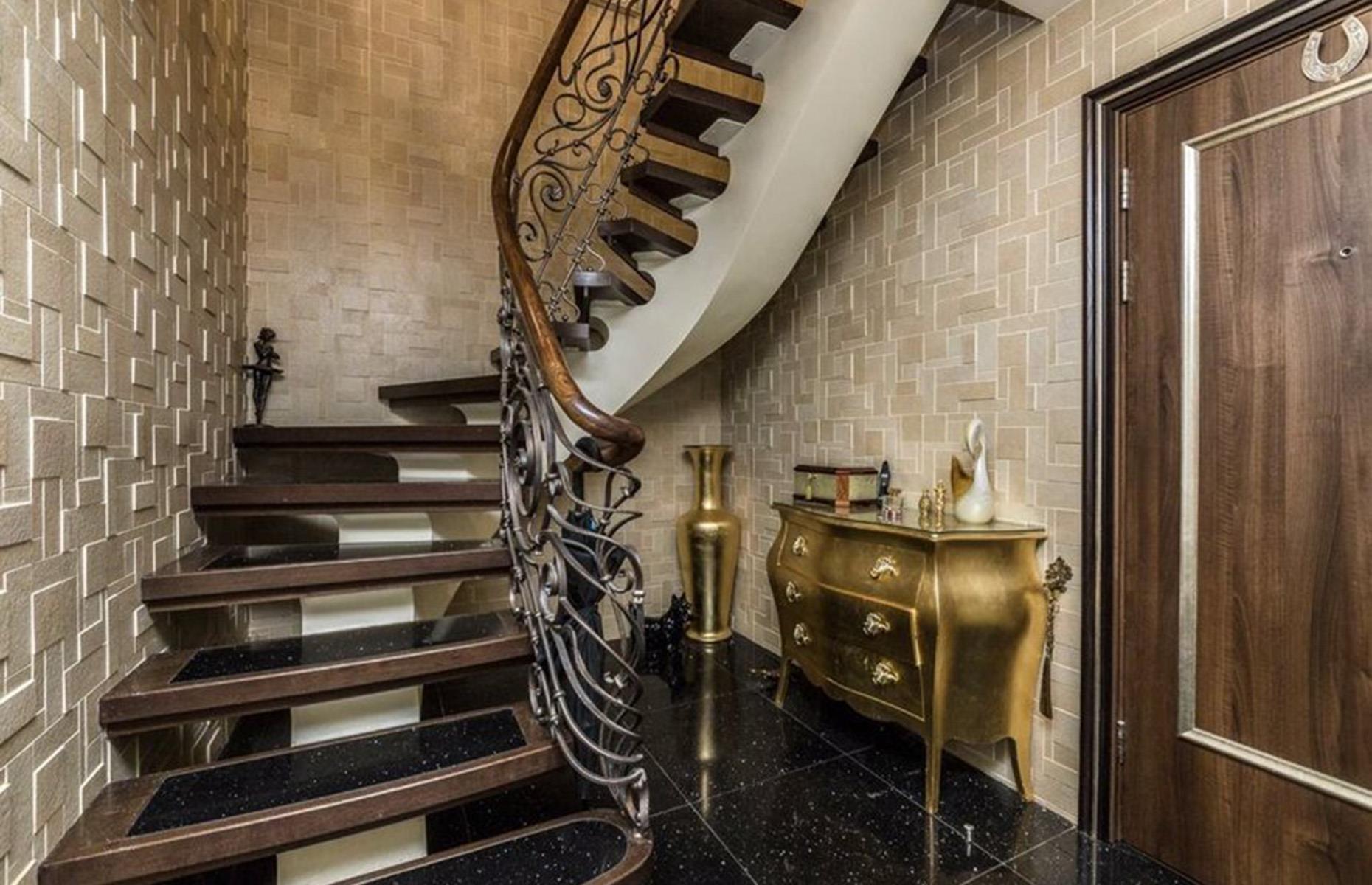 Lavish penthouse, London, UK