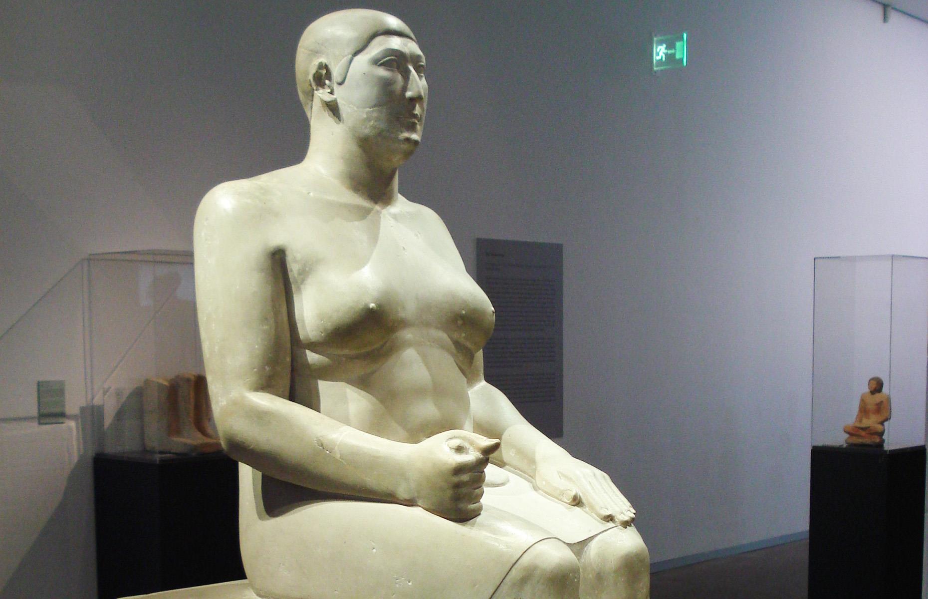 Statue of Hemiunu (circa 2,570 BC)